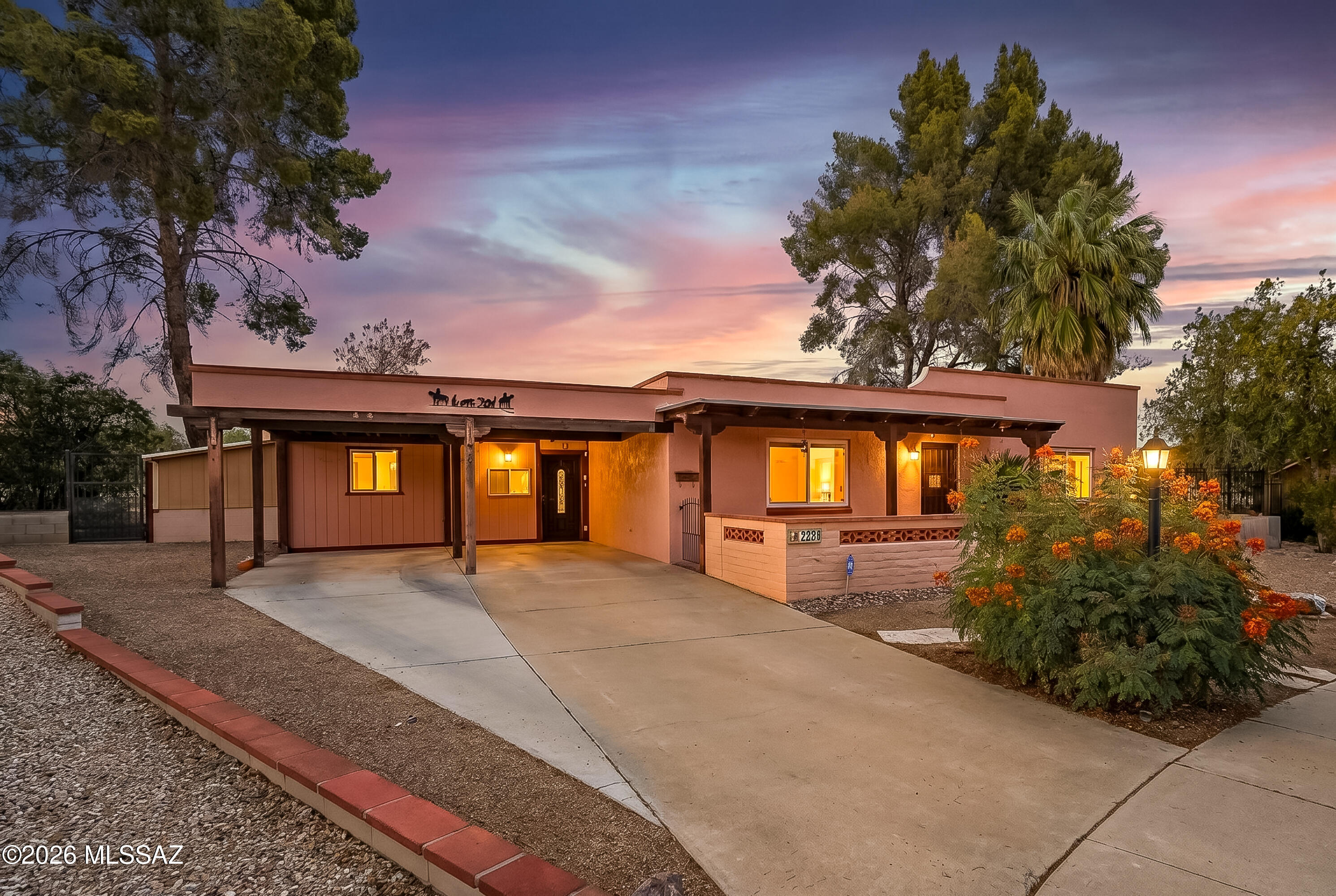 This 3-bed, 2-bath, 1,616 sq ft Green Valley gem offers an unbeatable location -- just two blocks from I-19, The Haven Golf Course, shopping, and GV Rec East Center. Sip your morning coffee on the front patio while taking in relaxing mountain views. Inside, the enclosed Arizona room adds flexible living space year-round. The generous .34-acre lot gives you room to garden, landscape, or simply spread out. Green Valley Rec membership opens the door to 14 activity centers with pools, spas, fitness rooms, pickleball, art classes, billiards, card games, and live performances. Low HOA dues make ownership even more attractive. With this footprint, lot size, and location, the value here is hard to beat. This home is not on the main Abrego Rd - it is on a cul de sac off main road.