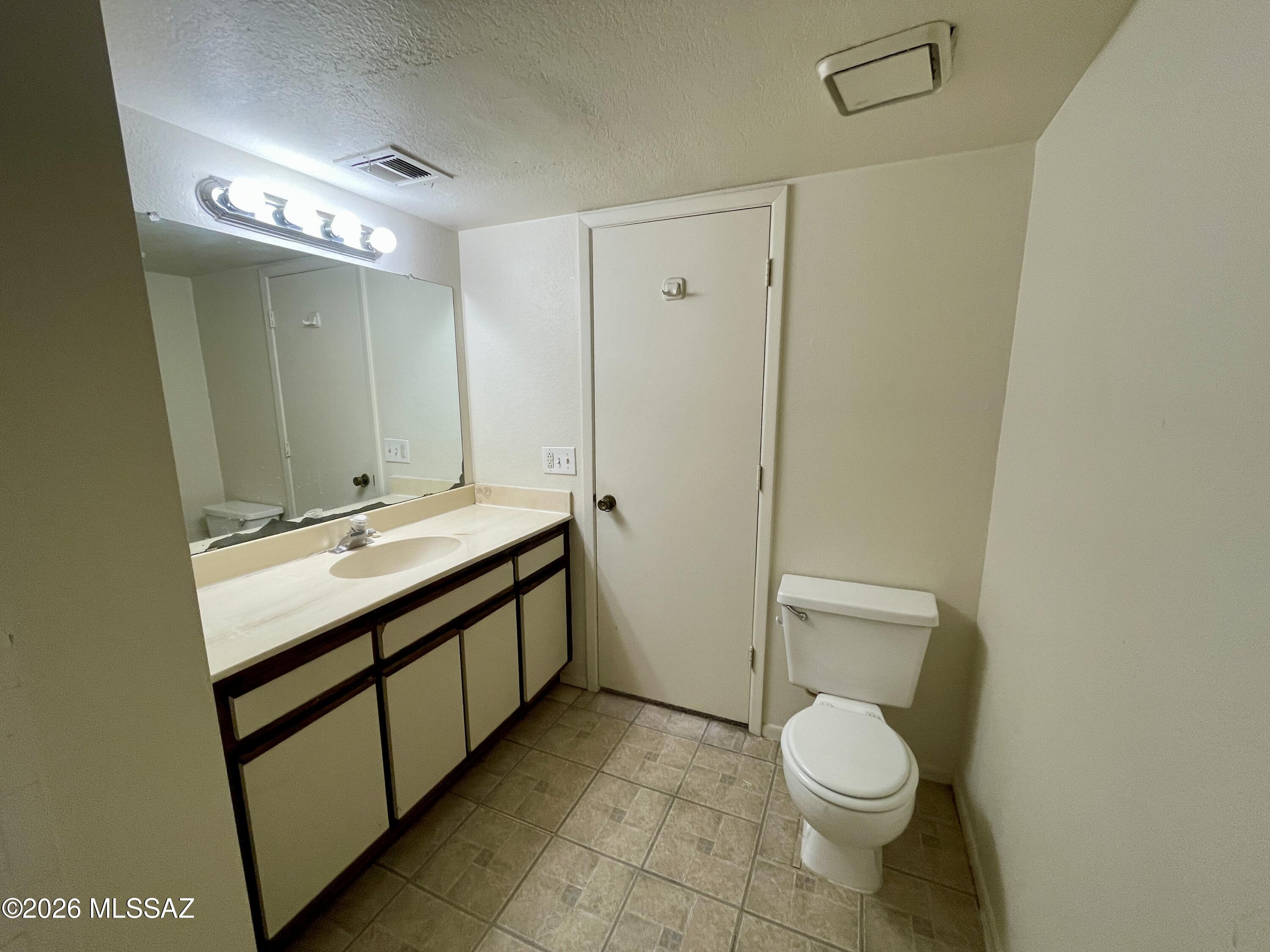 Midvale Park Commerce Center Amend. (1-23) - Residential Lease