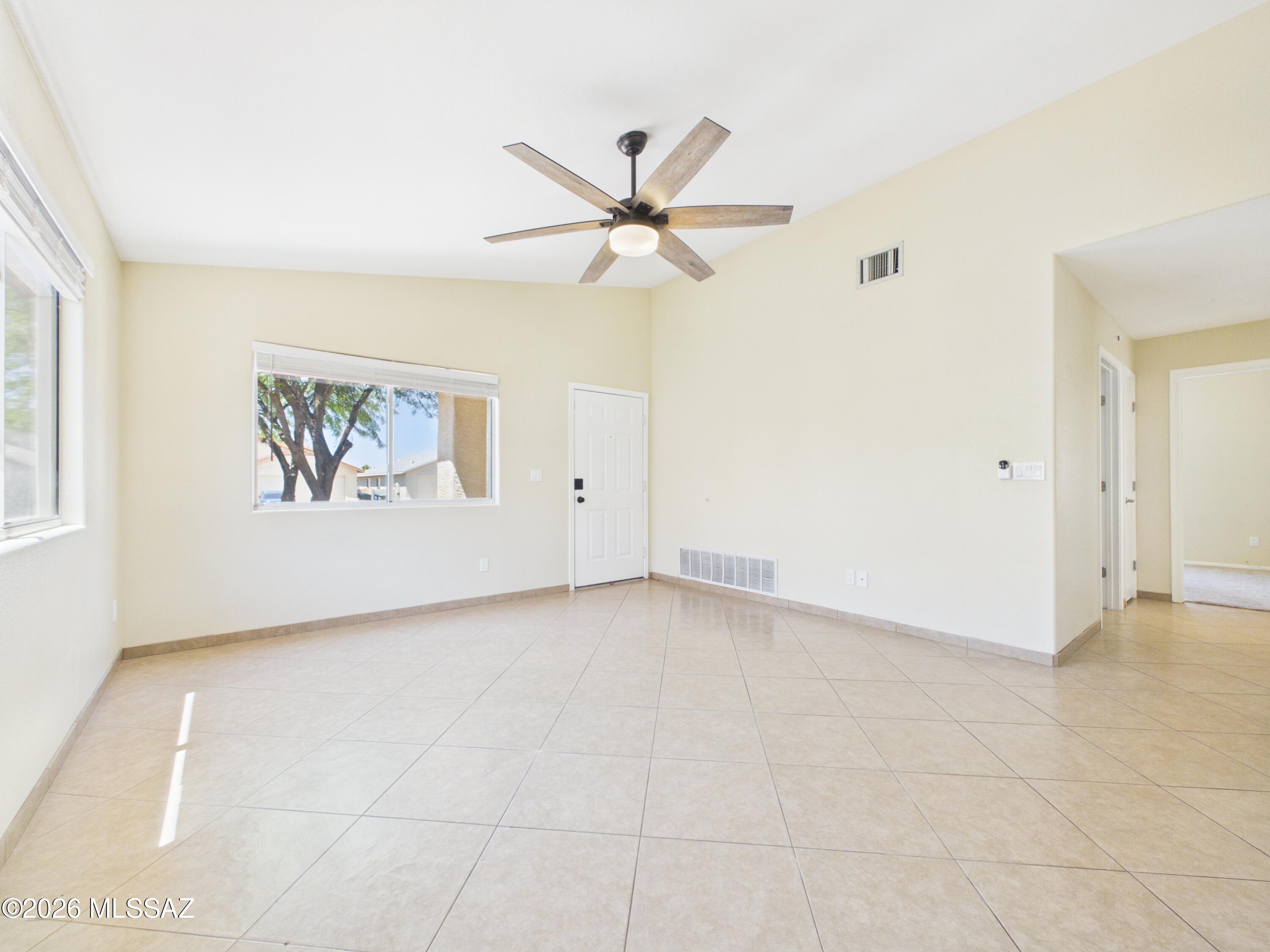 Elliott Homes At Rita Ranch (1-521) - Residential