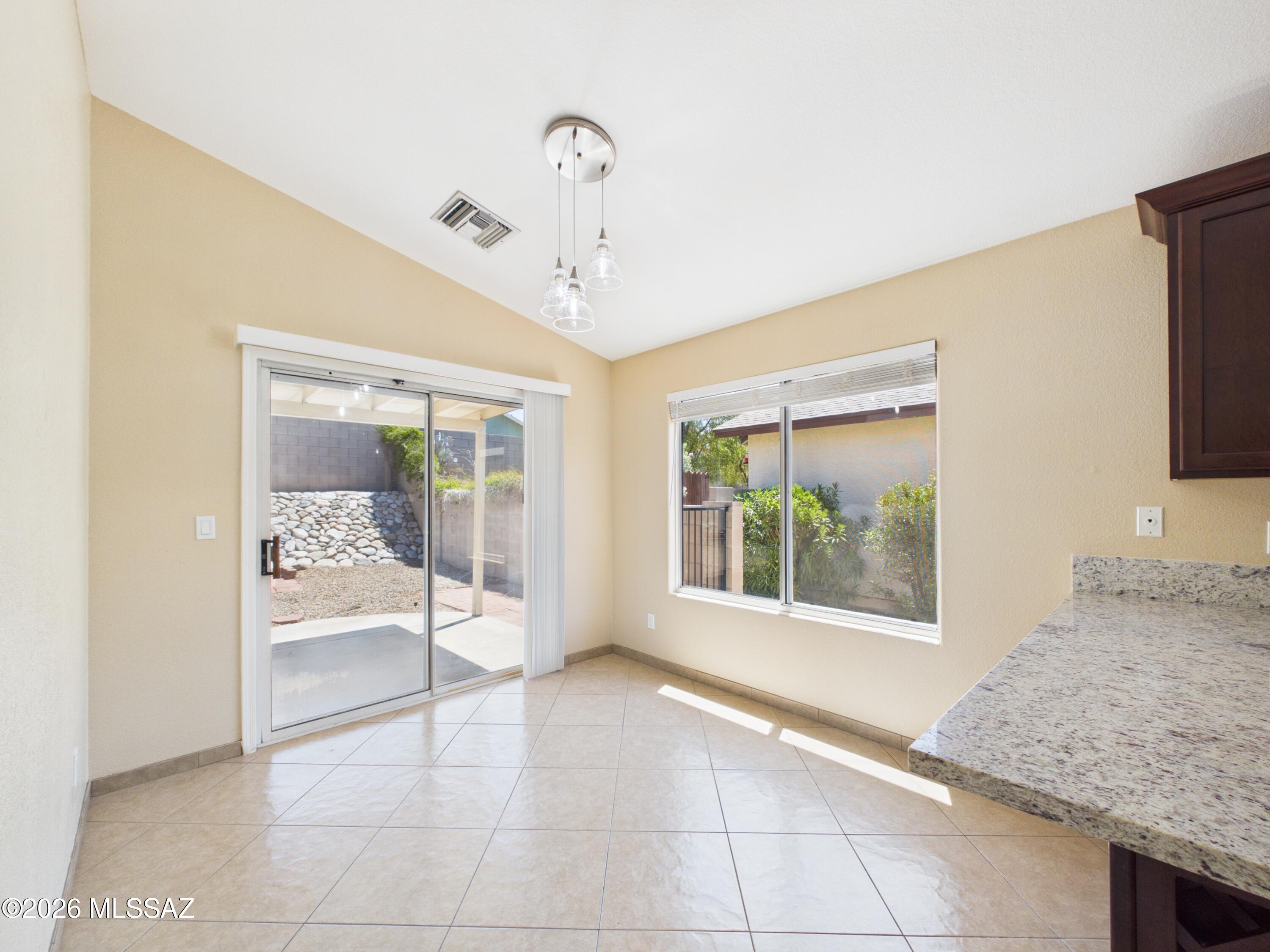 Elliott Homes At Rita Ranch (1-521) - Residential