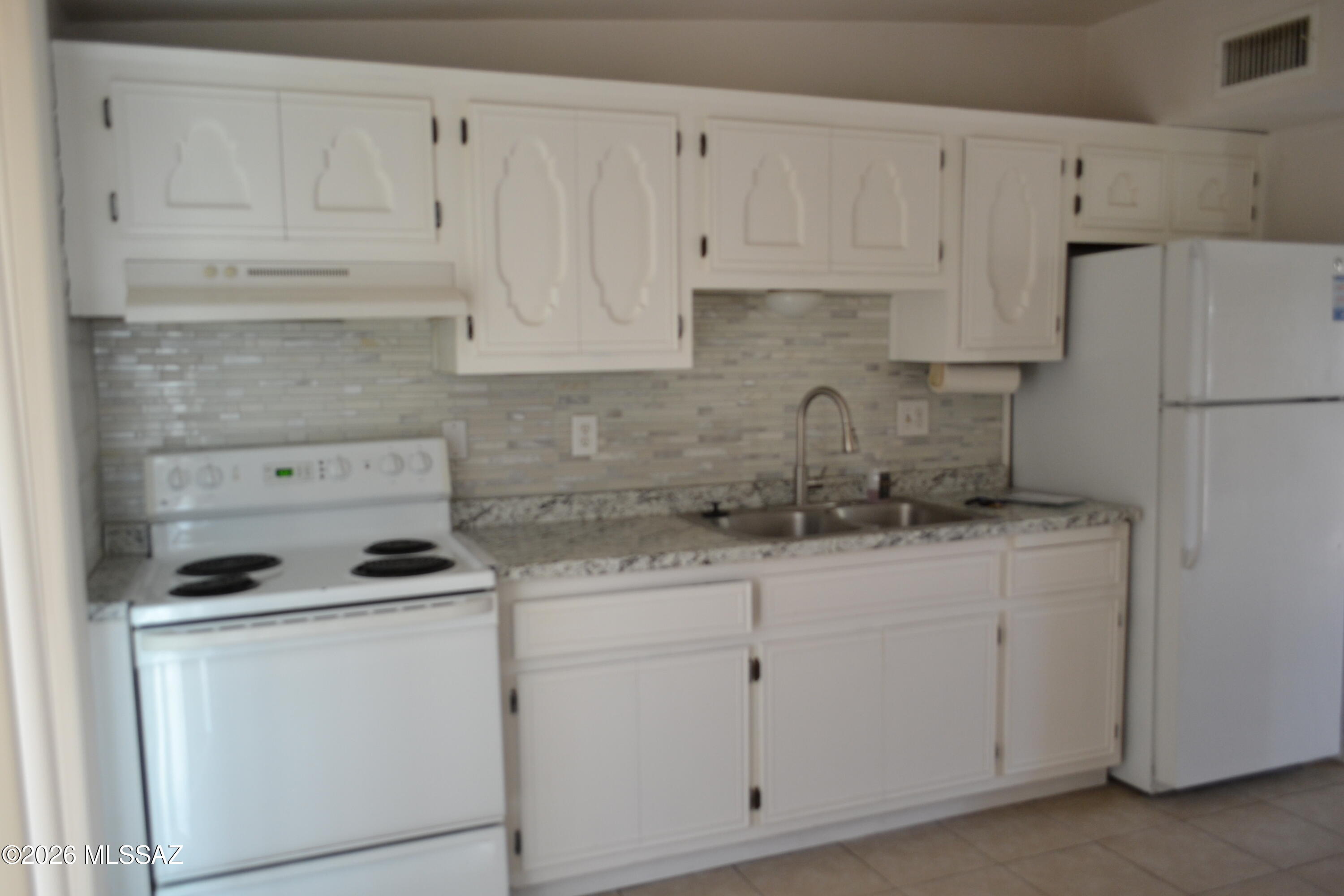 Lincoln Park - Residential Lease