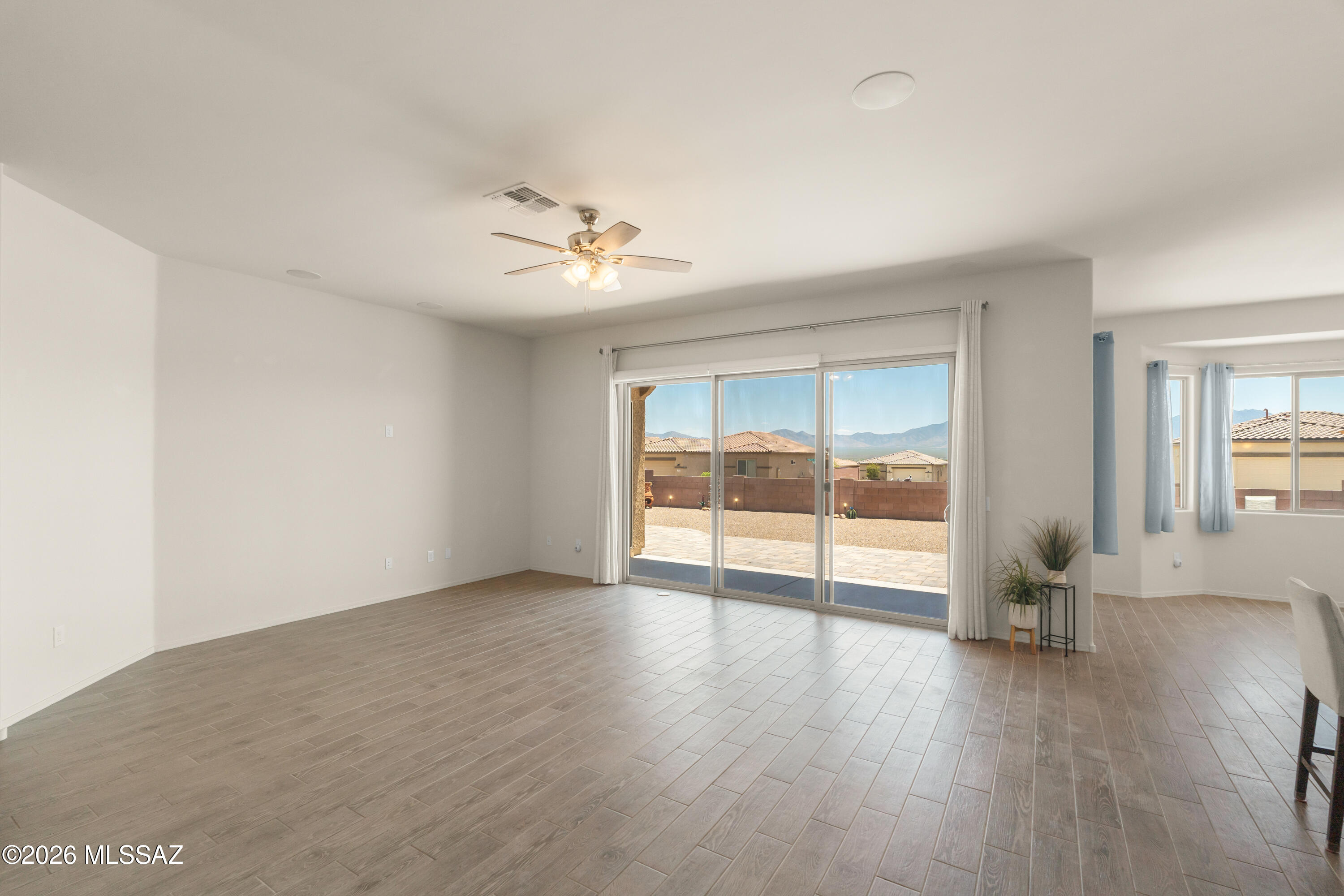 Las Campanas BLK G (96-216) - Residential