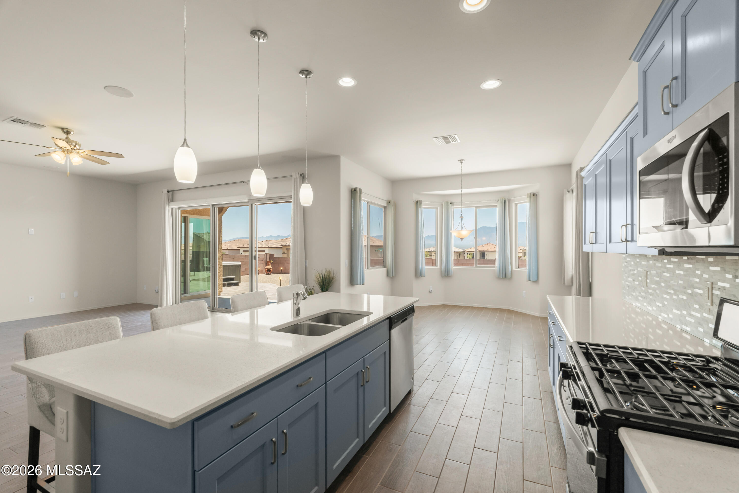 Las Campanas BLK G (96-216) - Residential
