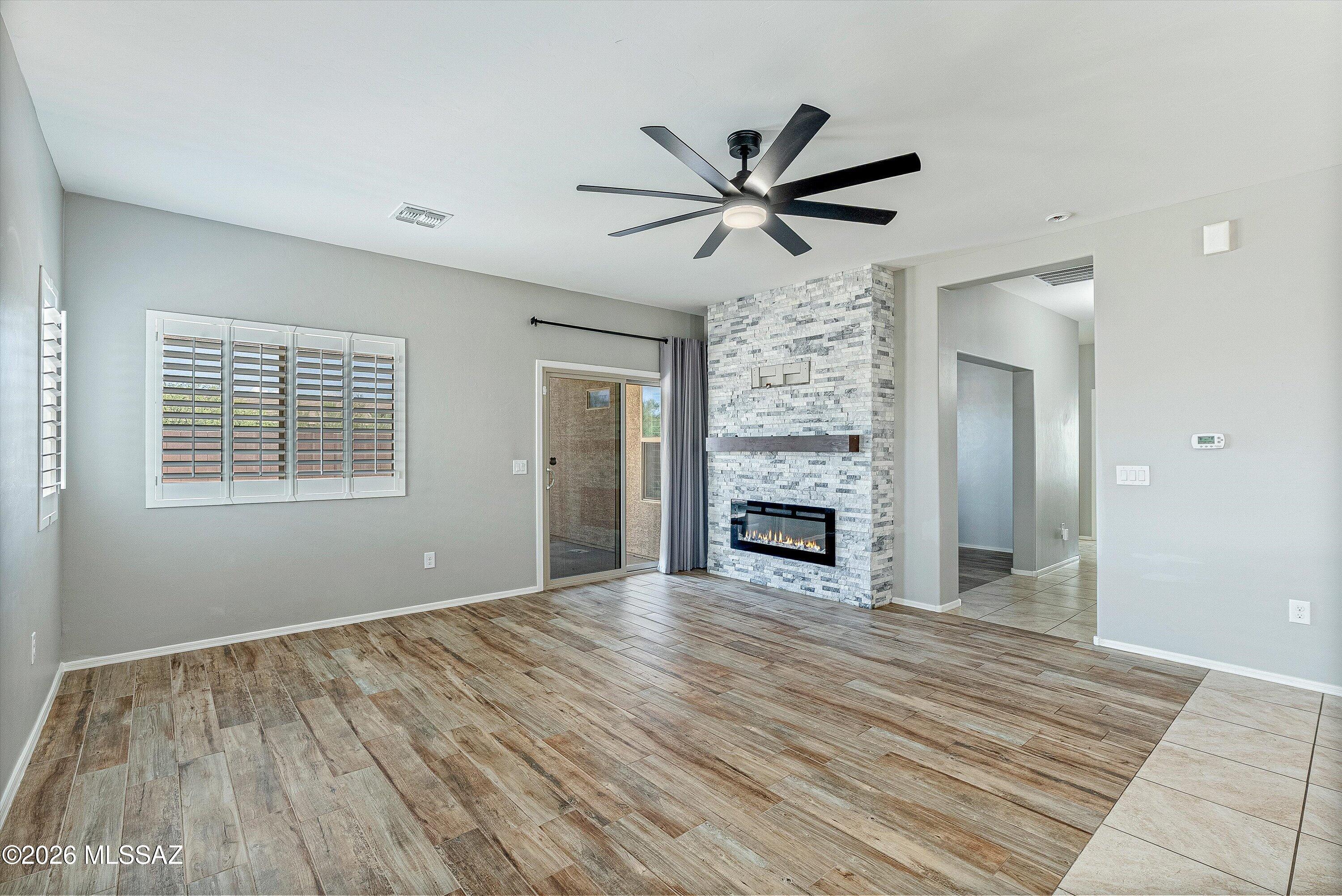 New Tucson Unit NO. 5 (1-312) - Residential