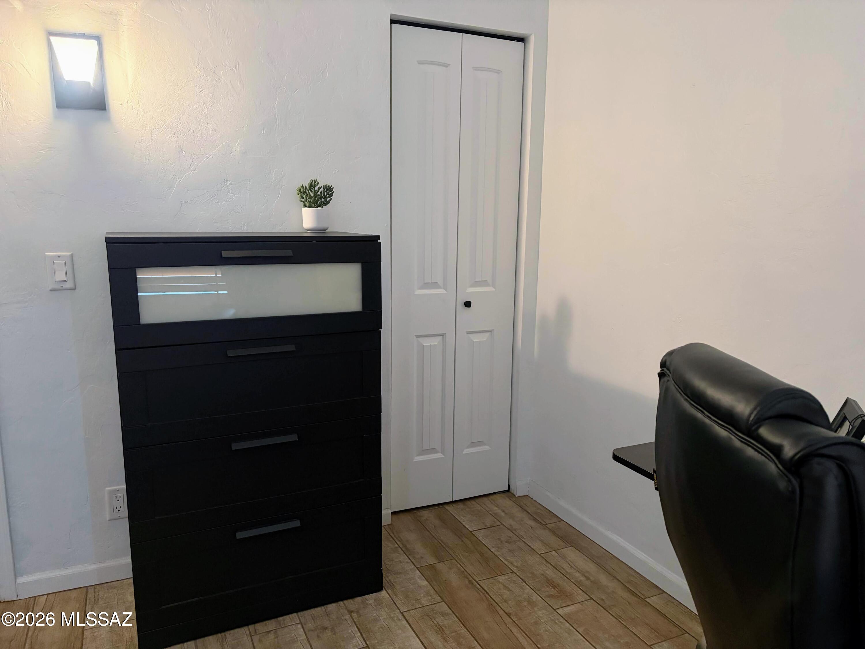 Maryvale Manor - Residential Lease
