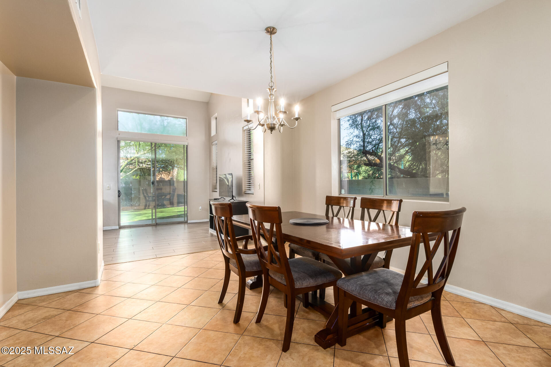 Paseo Estrella (1-104) - Residential Lease