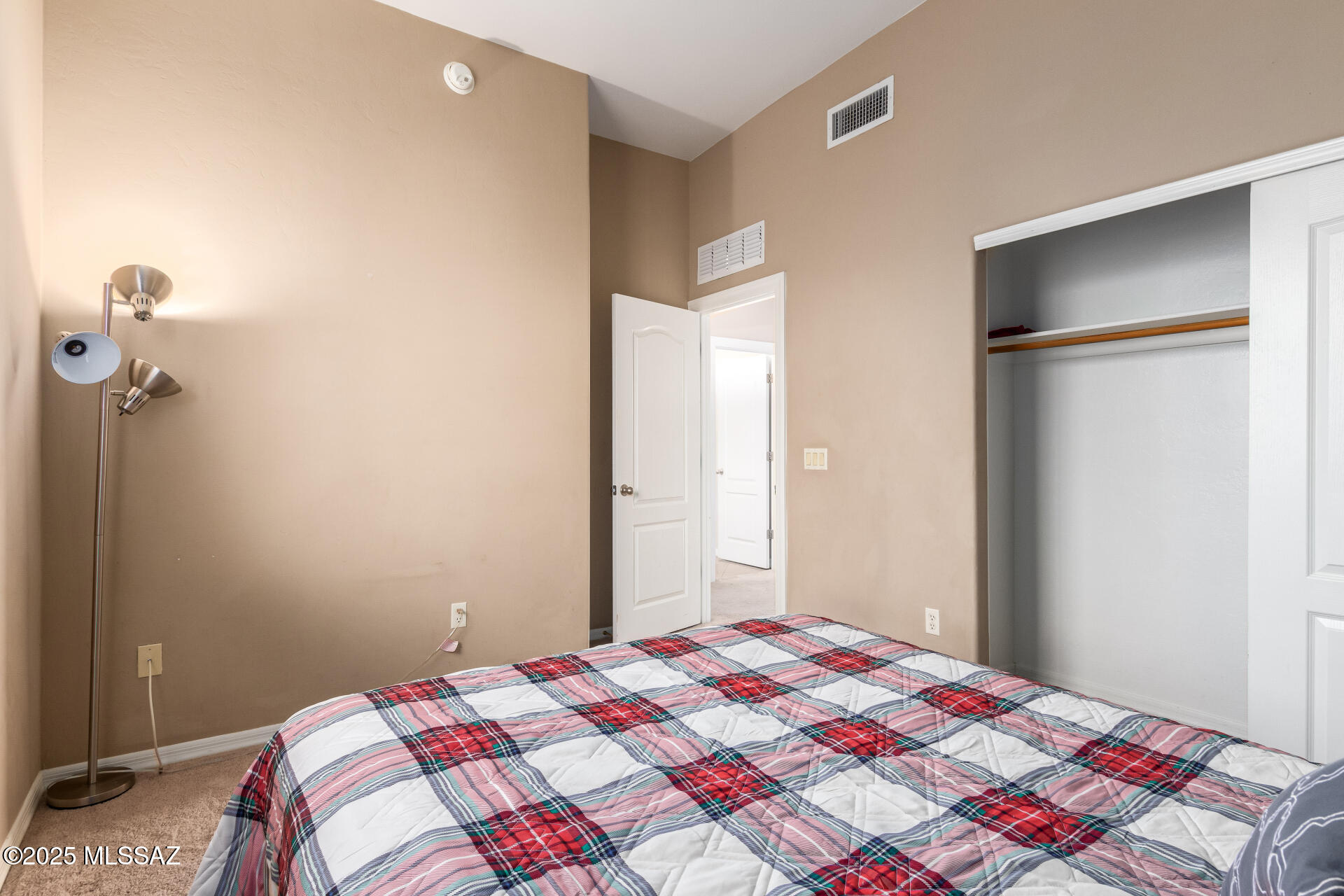 Paseo Estrella (1-104) - Residential Lease