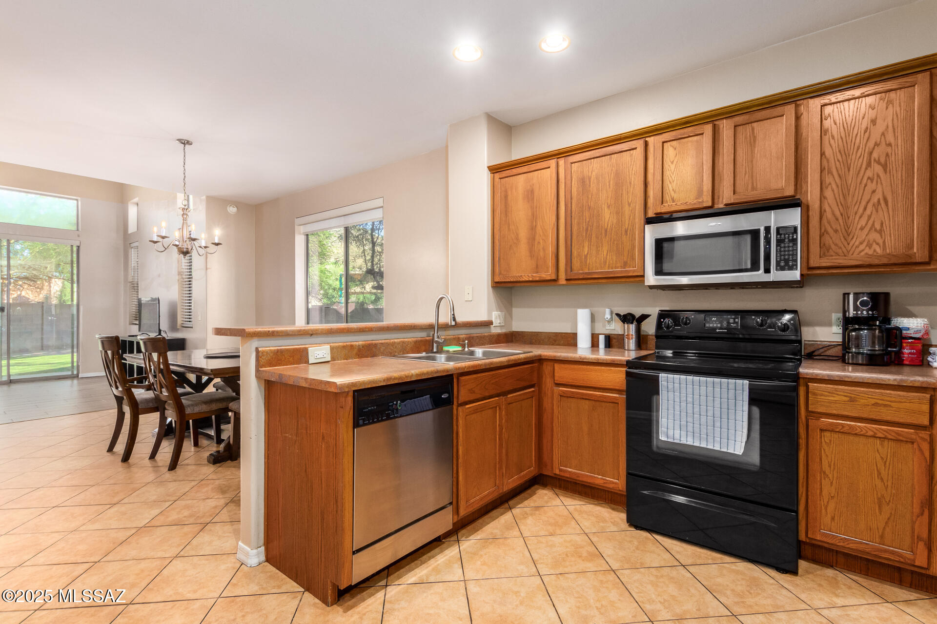 Paseo Estrella (1-104) - Residential Lease