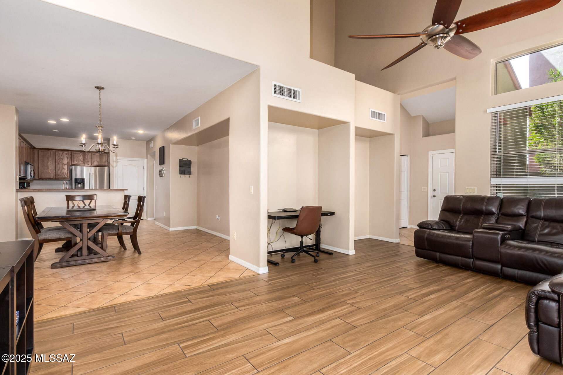 Paseo Estrella (1-104) - Residential Lease