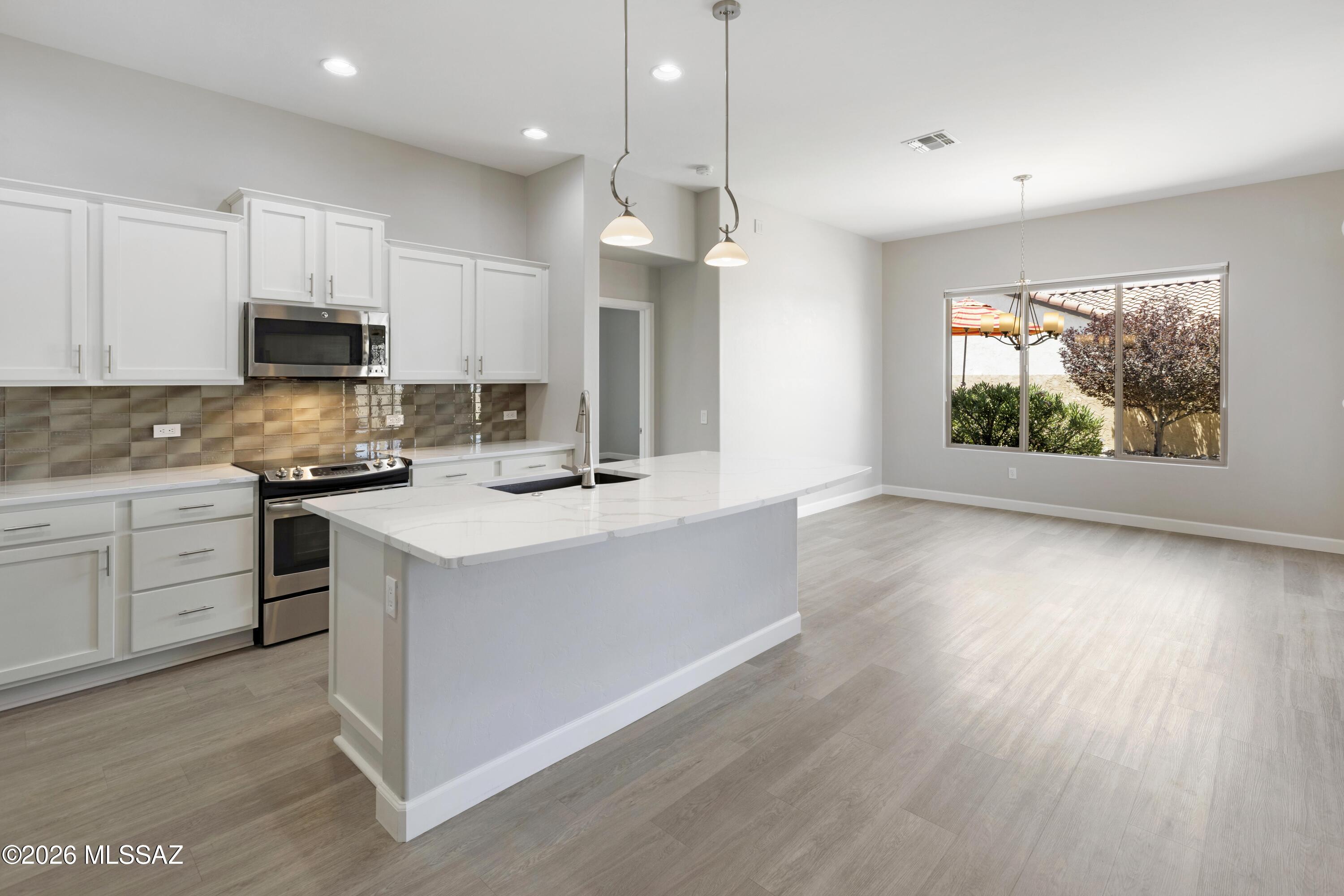Saddlebrooke Ranch - Residential