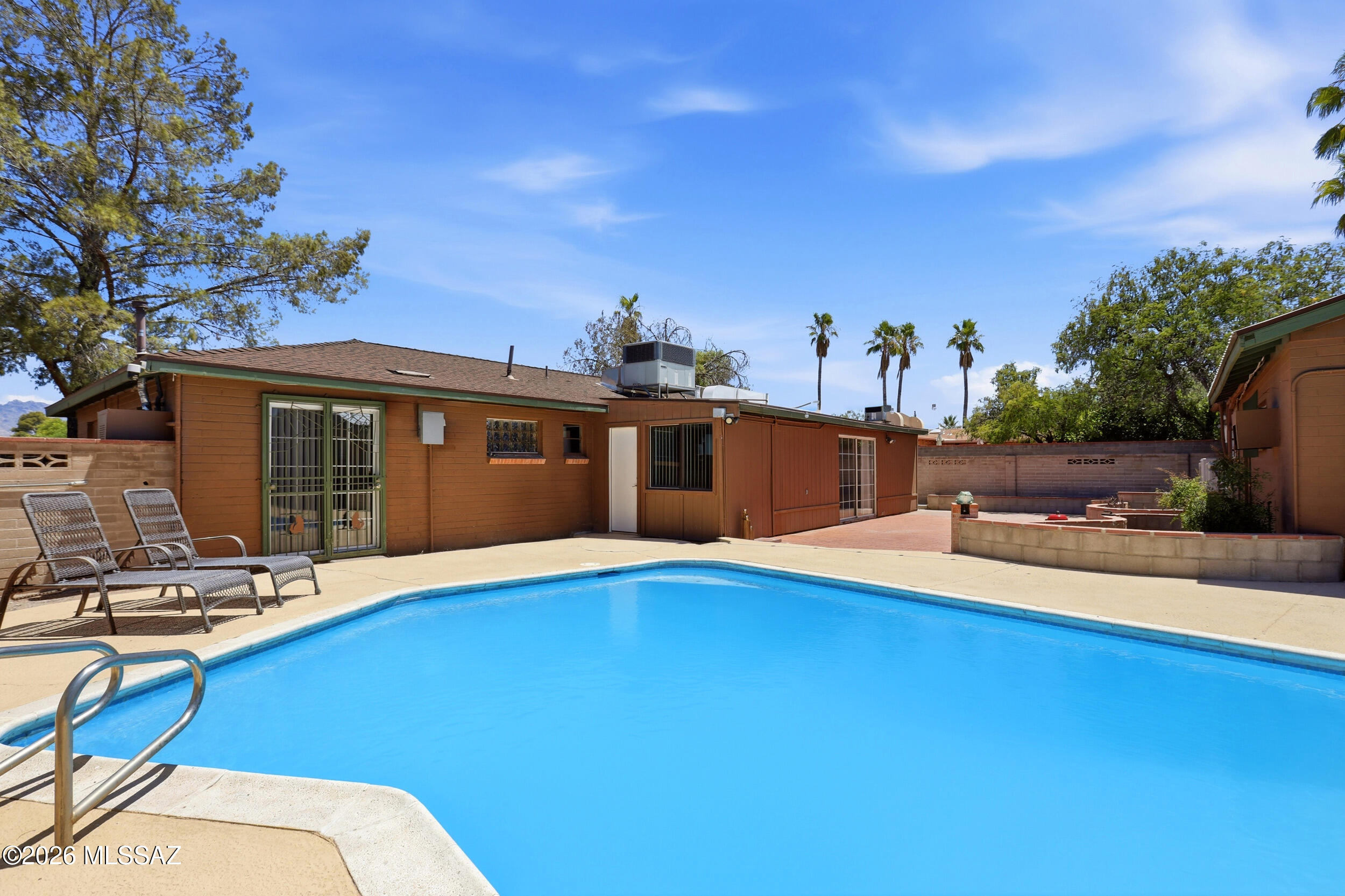 Mesa Village Annex - Residential