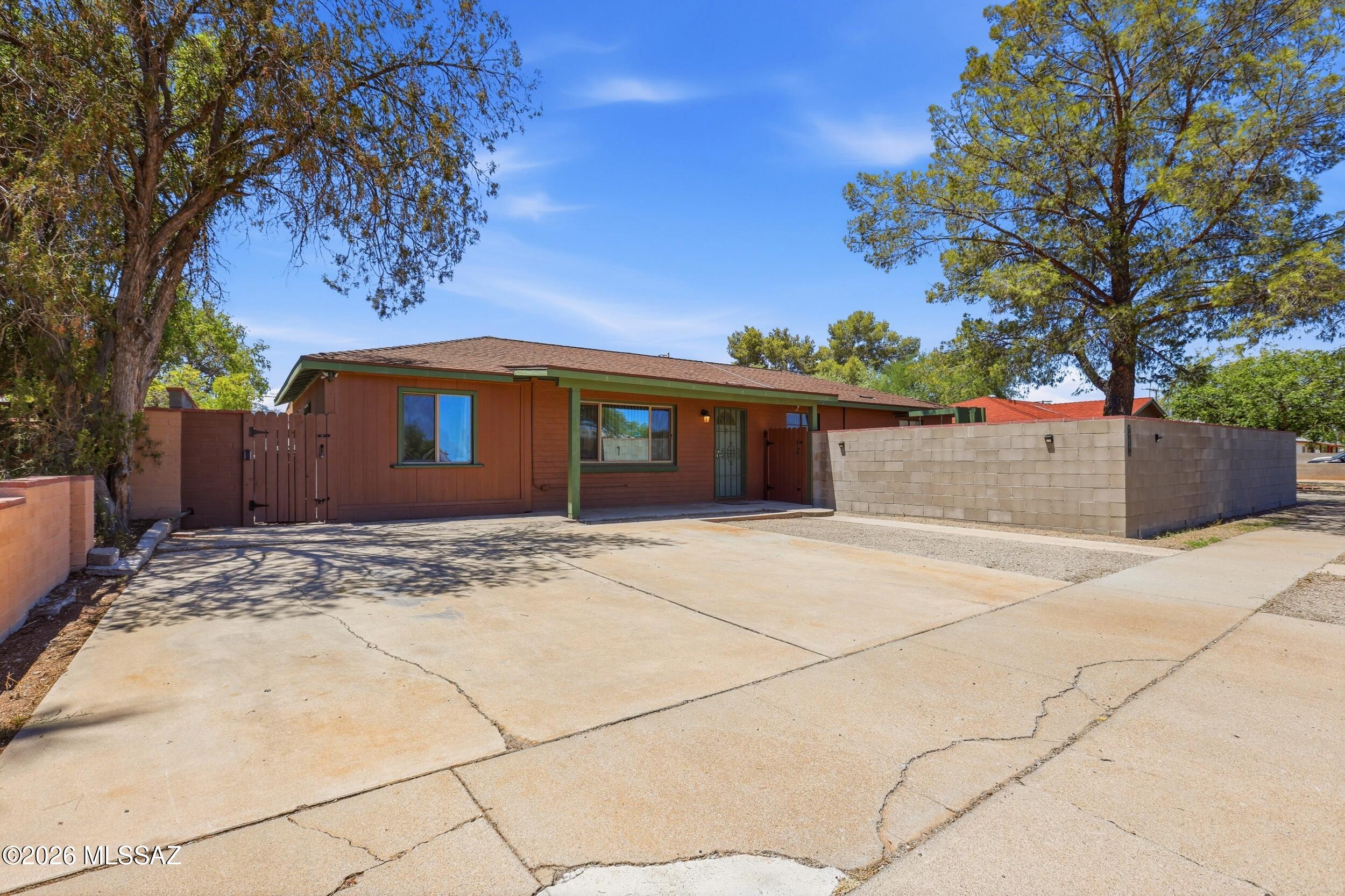 Mesa Village Annex - Residential