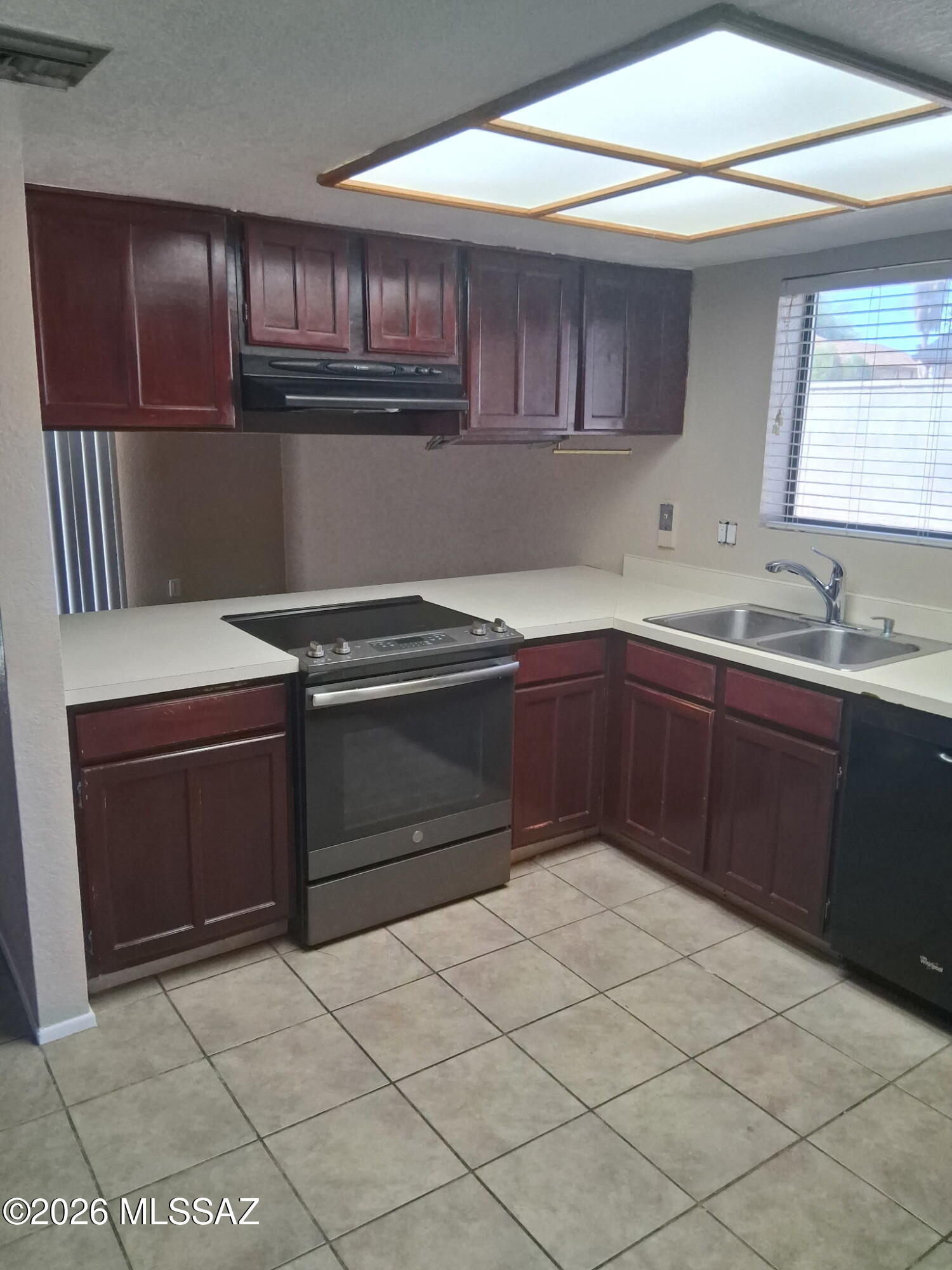 Kachina Meadows(1-82) - Residential Lease
