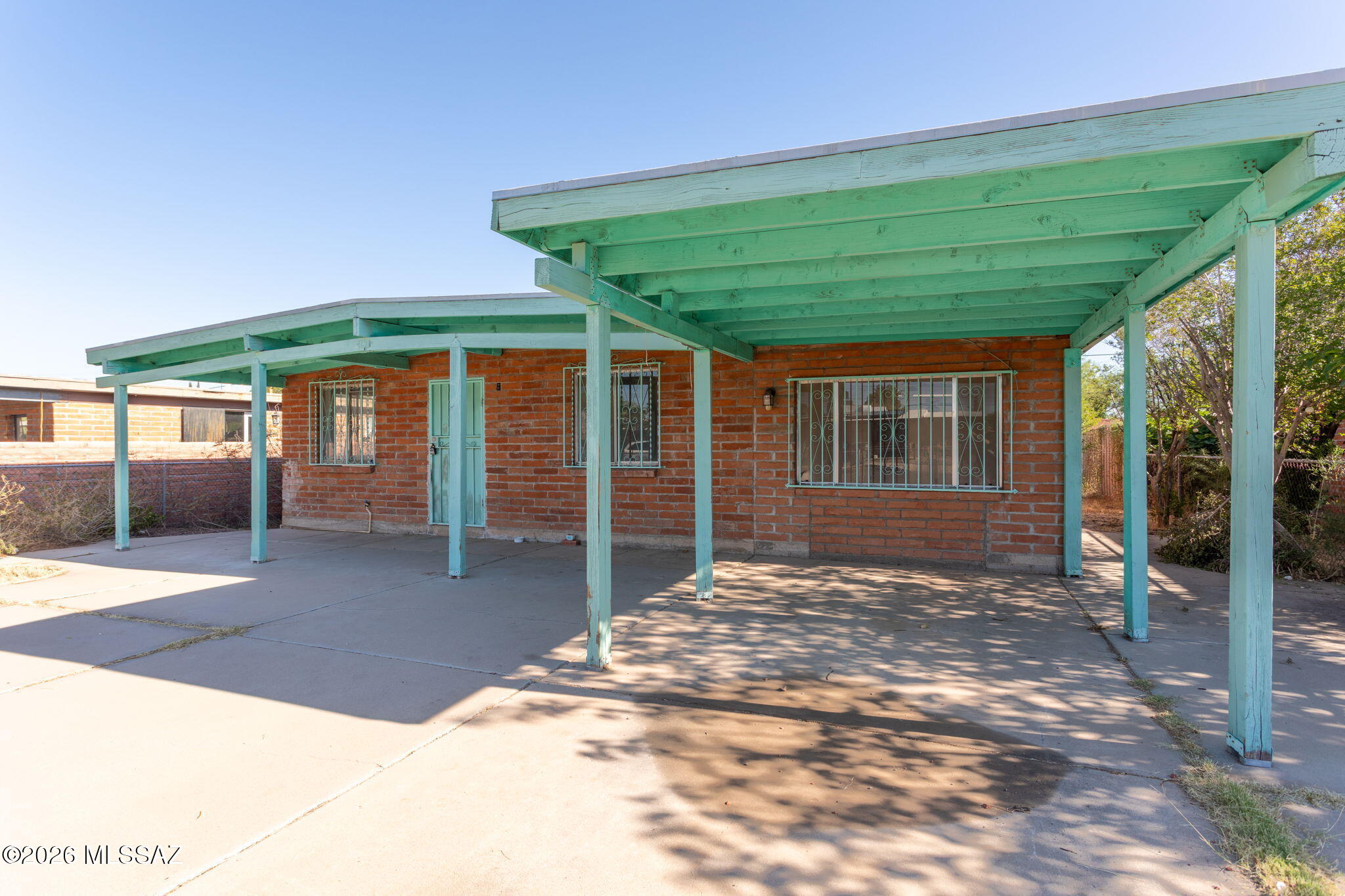 Mission Manor NO. 8 - Residential