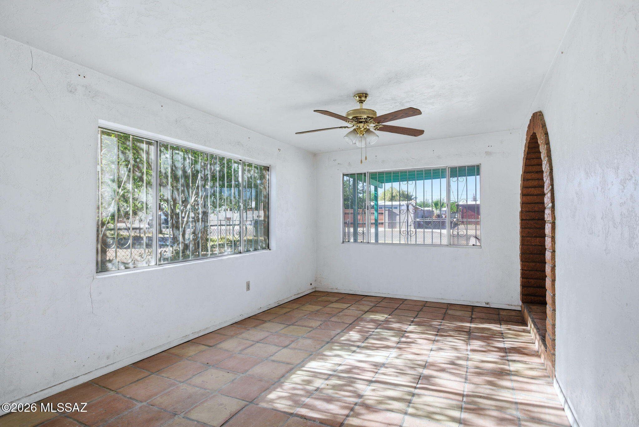 Mission Manor NO. 8 - Residential