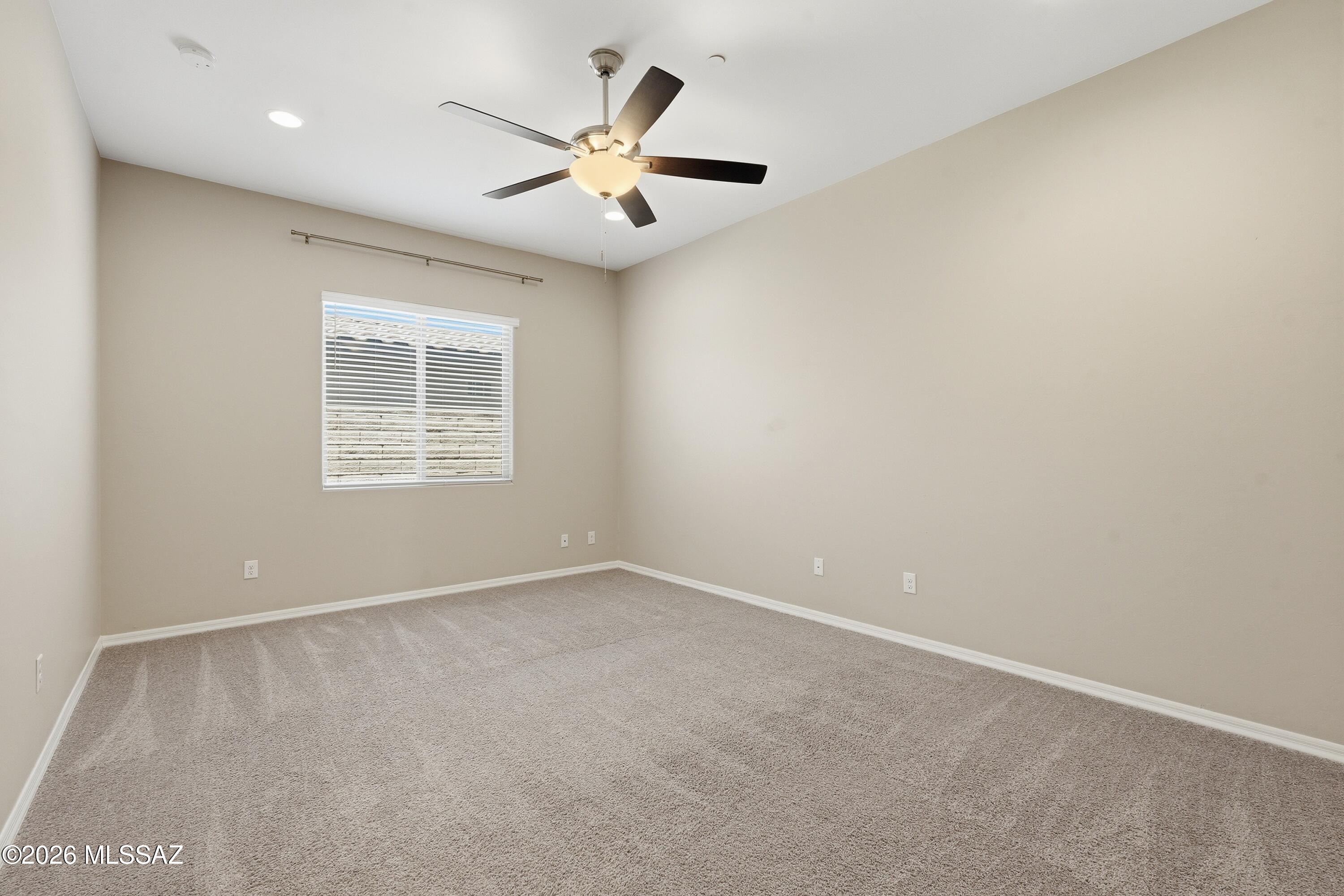 Boulder Bridge Pass II At Dove Mountain SQ20143250154 - Residential