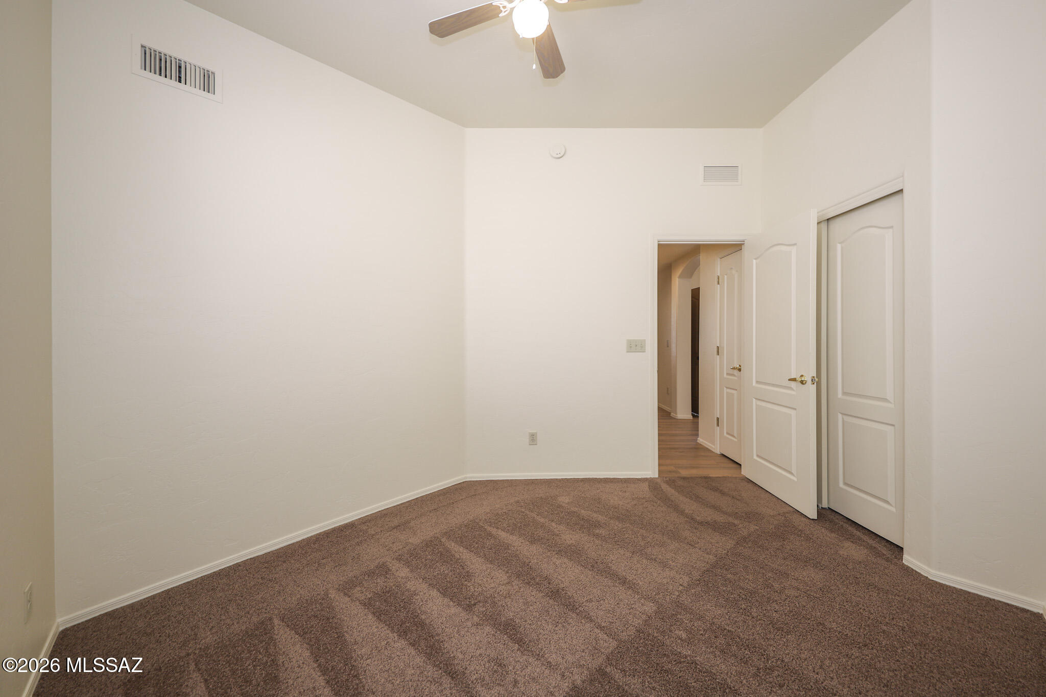 Rancho Esperero (1-343) - Residential Lease