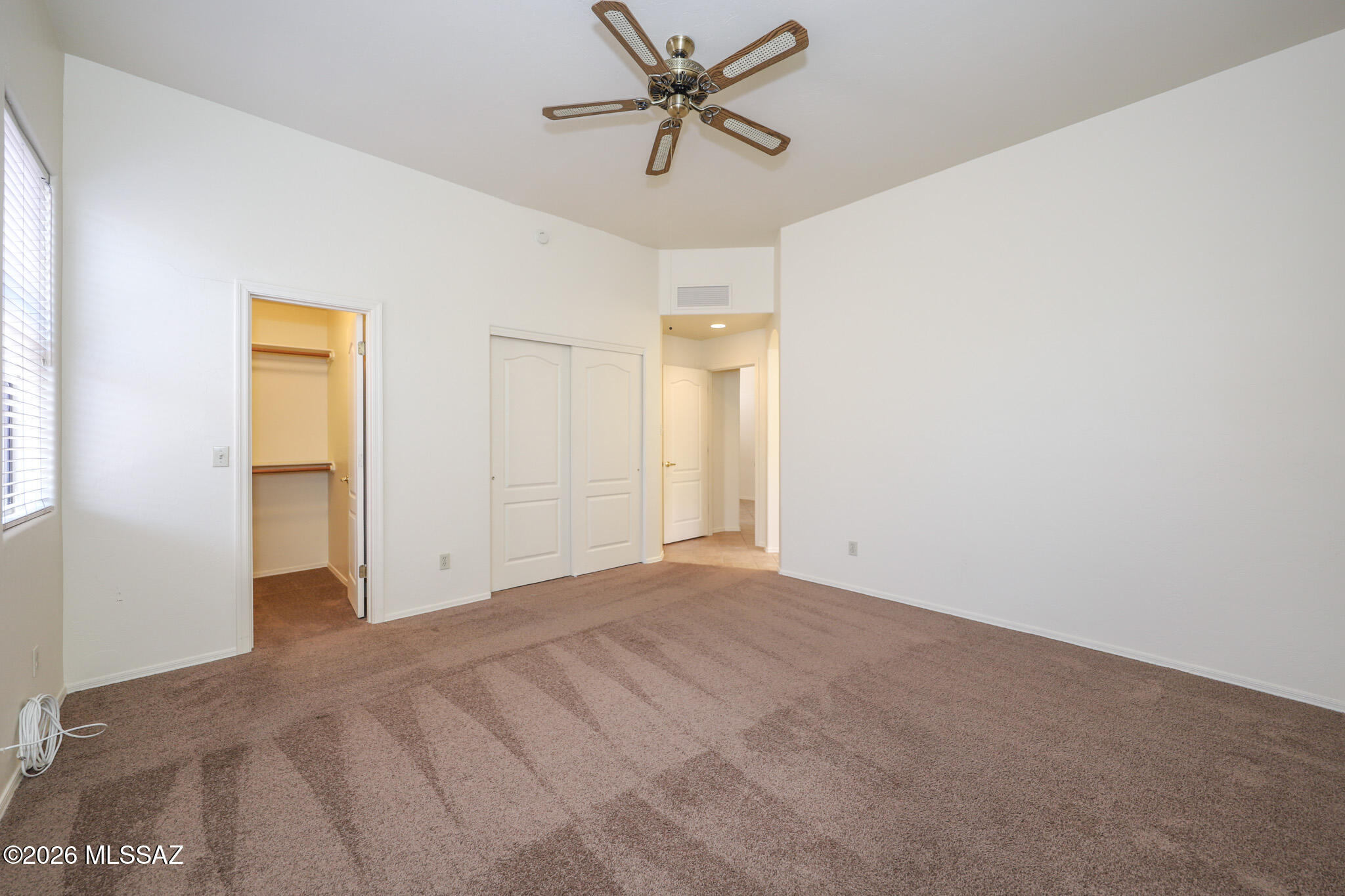 Rancho Esperero (1-343) - Residential Lease