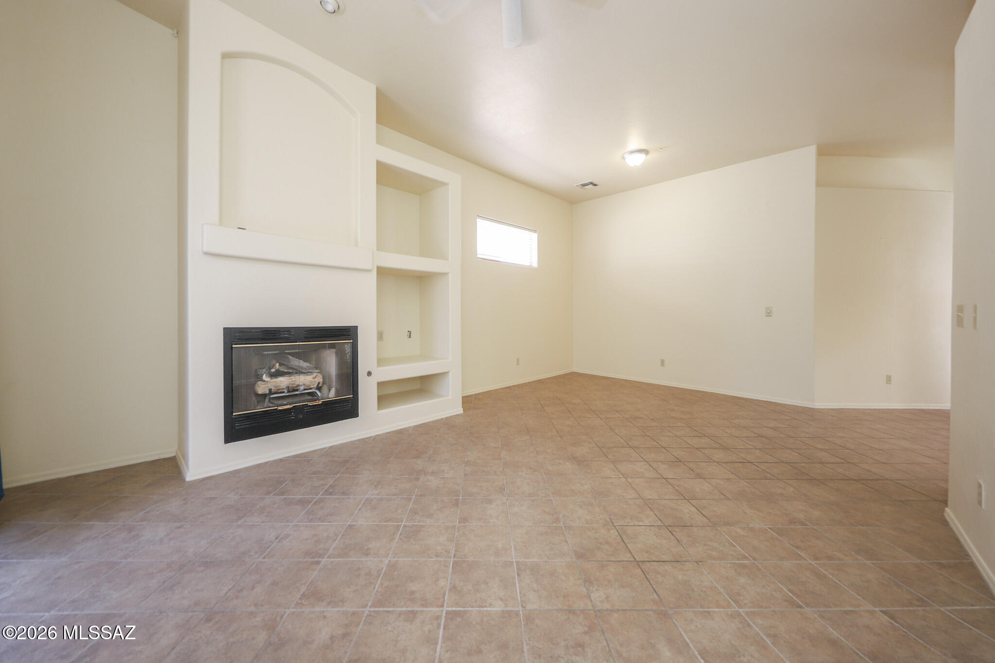 Rancho Esperero (1-343) - Residential Lease