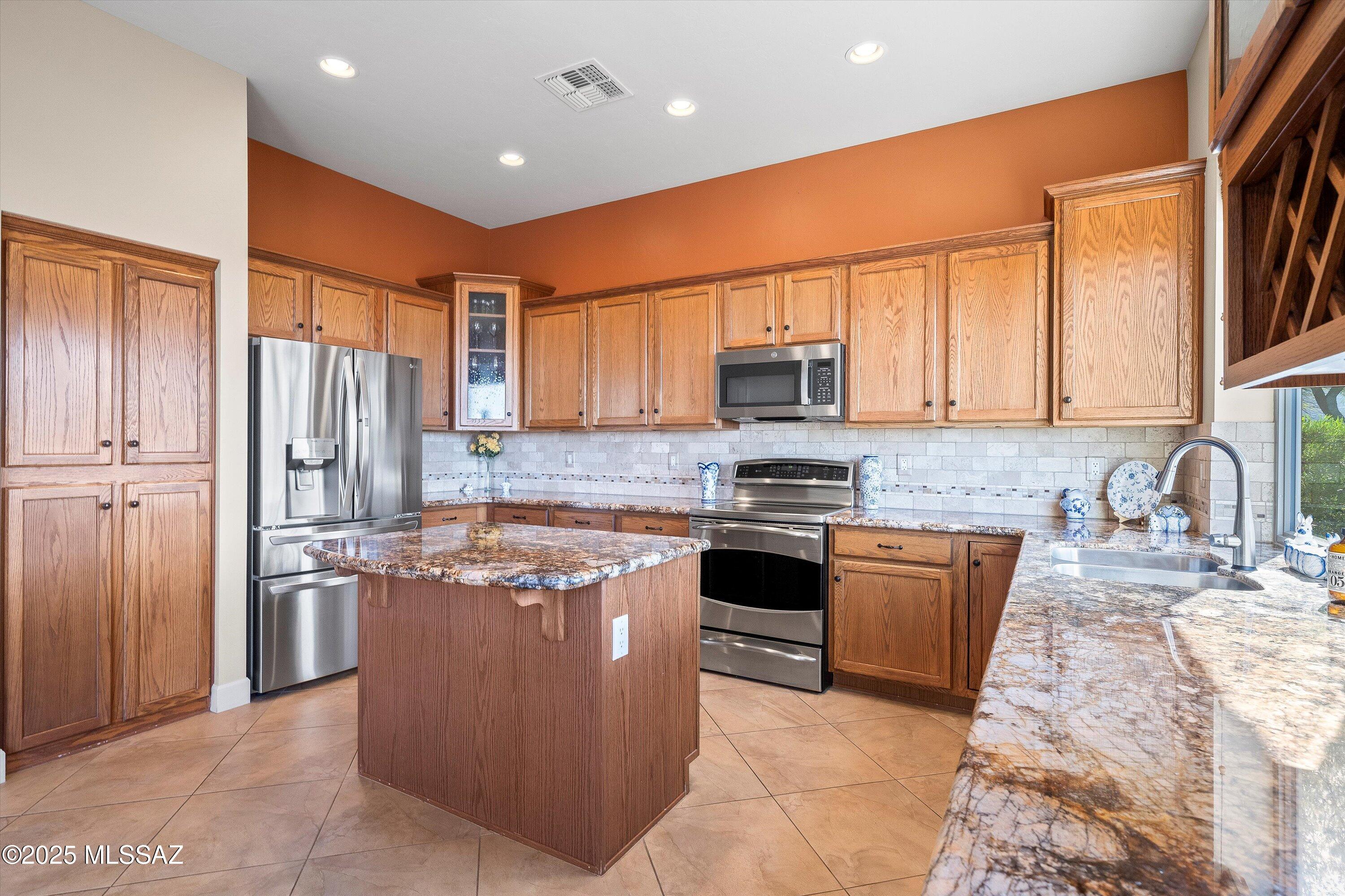 Saddlebrooke - Residential