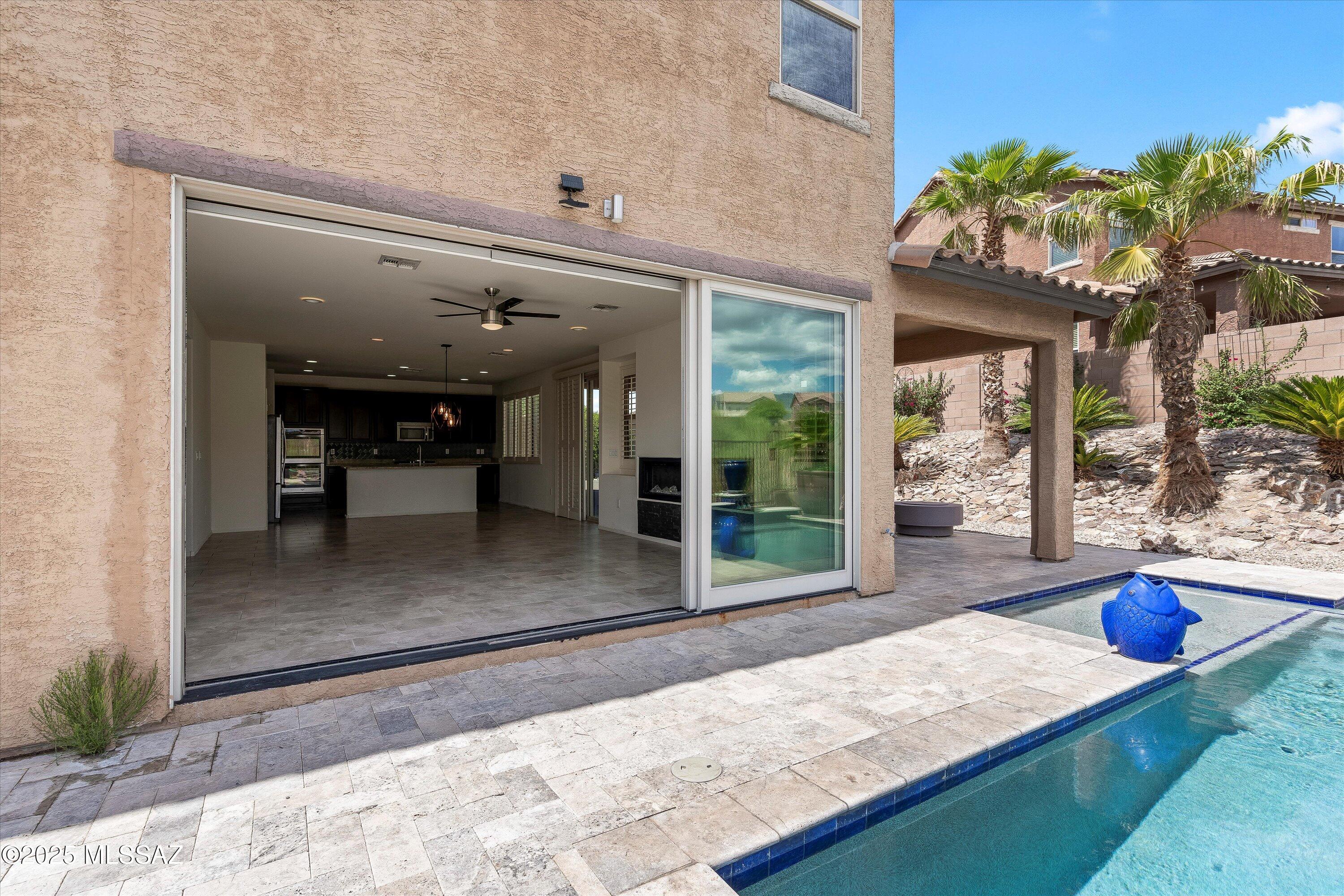 La Cima Esplendora - Residential