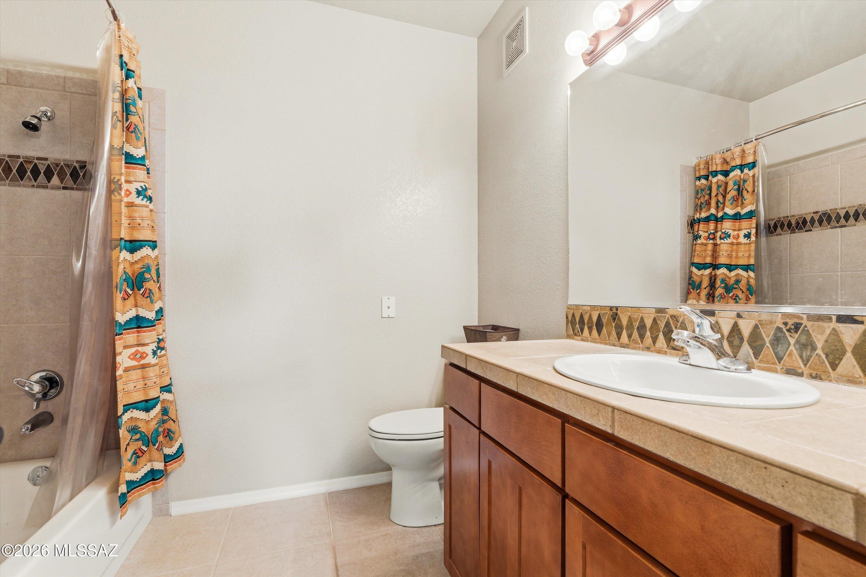 Pinnacle Canyon Condominium - Residential