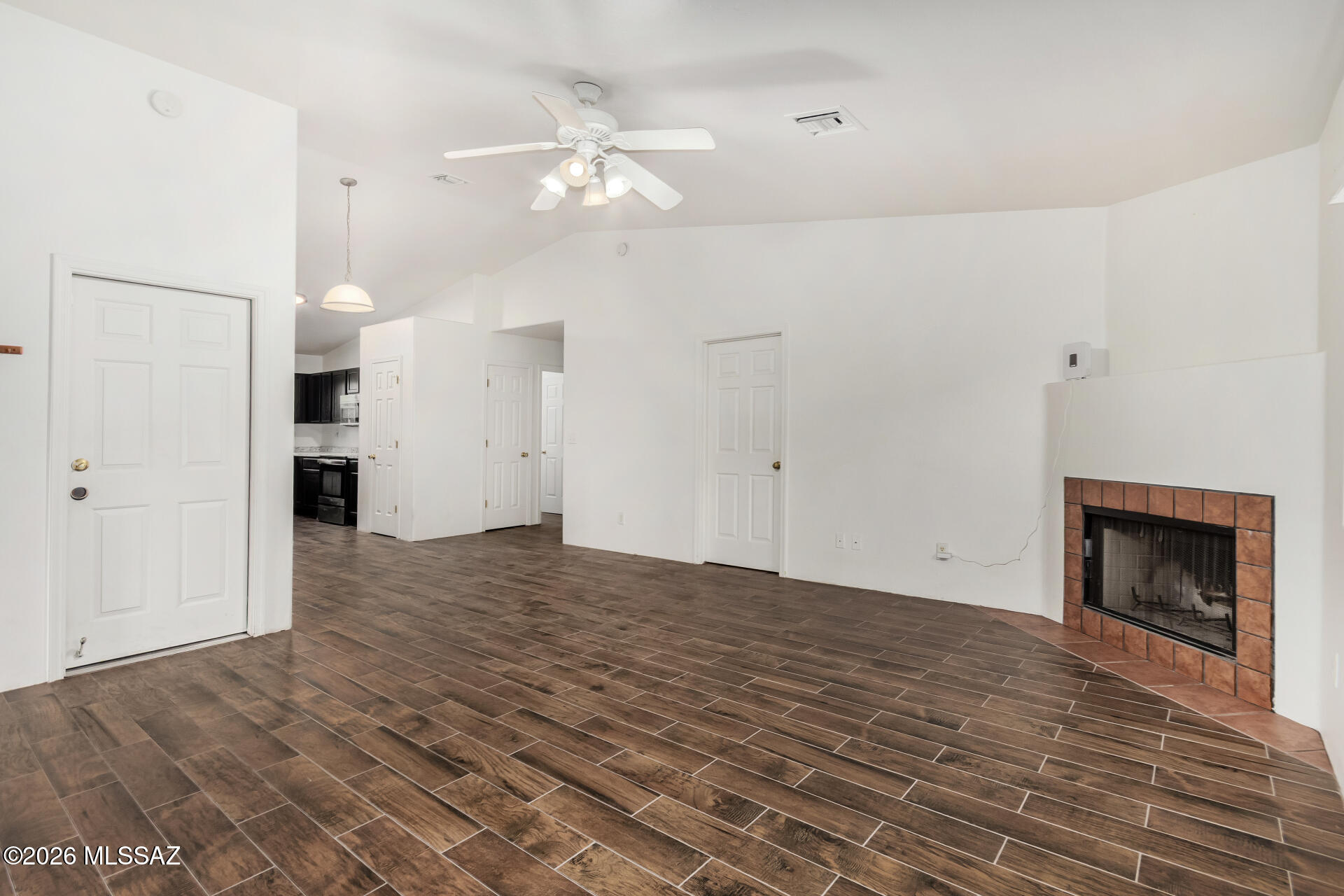 Pueblo Norte (1-21) - Residential