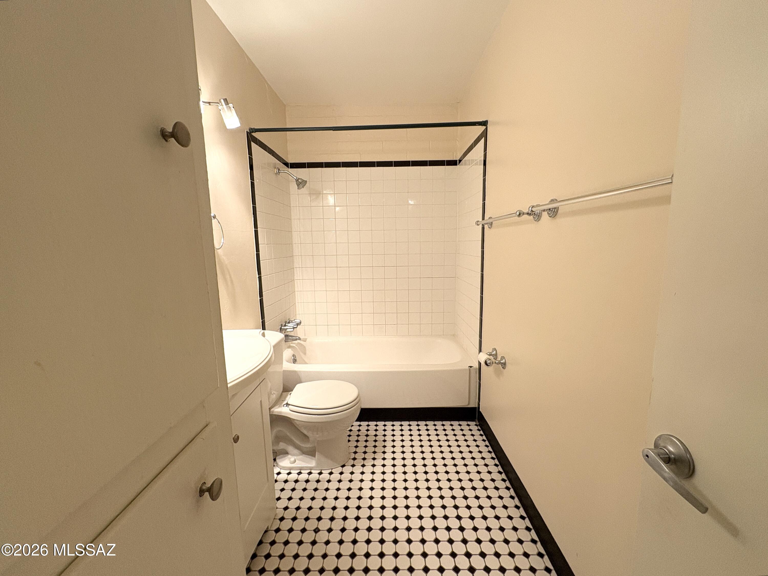 C.O.T. Resub - Residential Lease