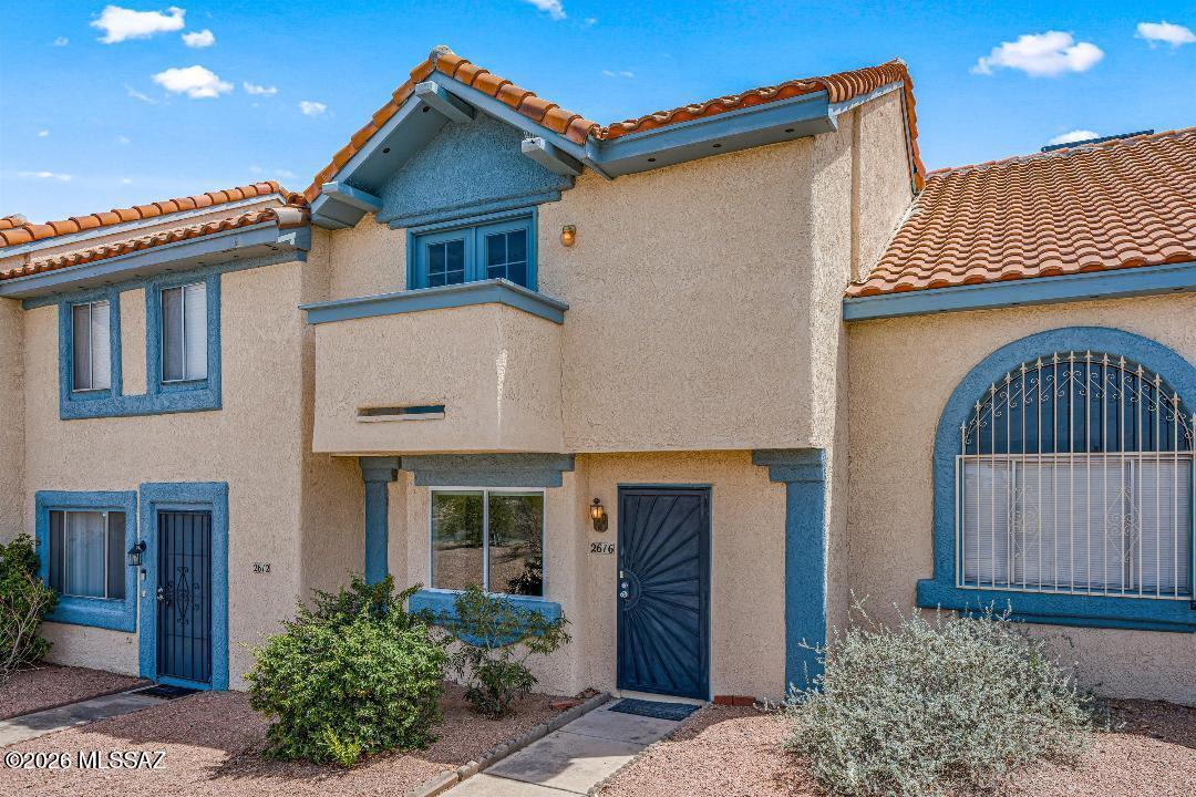 Experience the perfect blend of city convenience and desert tranquility in this newly remodeled Tucson Mountain Foothills townhome. Thoughtfully upgraded and designed for easy indoor-outdoor living, this home is move in ready! 

SPECIAL FEATURES : 2 Owners suites - featuring ensuite bathrooms and generous closet space and GORGEOUS mountain views, Fully remodeled with brand new cabinets, Granite countertops, stainless steel appliances, breakfast bar and Pantry, Open concept first floor combing living and dining area with new Pergo luxury vinyl wood flooring throughout, Private landscaped yard and covered patio with boasting mountain views,  including 2 covered parking spaces!