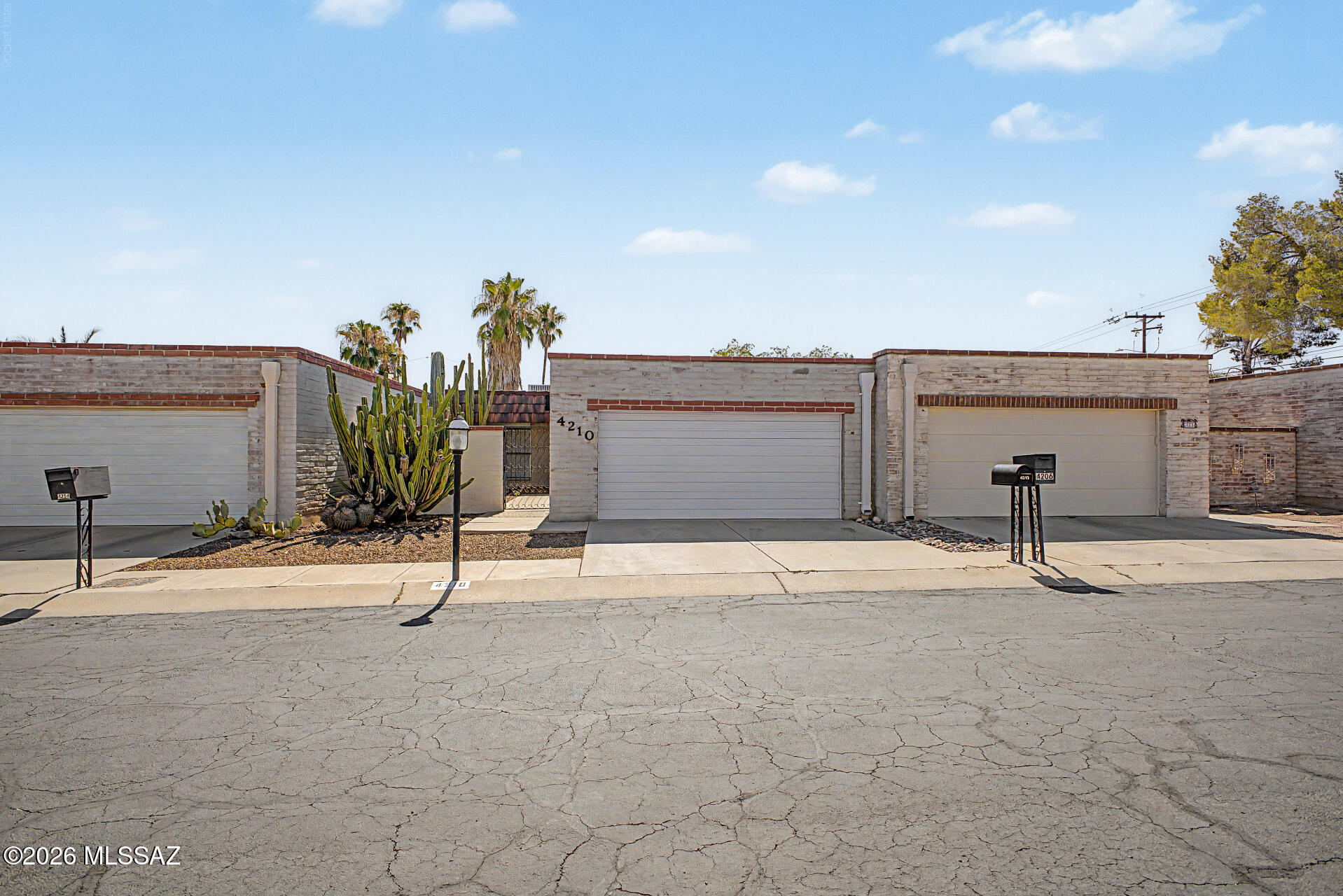 Limberlost Terr II Townhouses - Residential