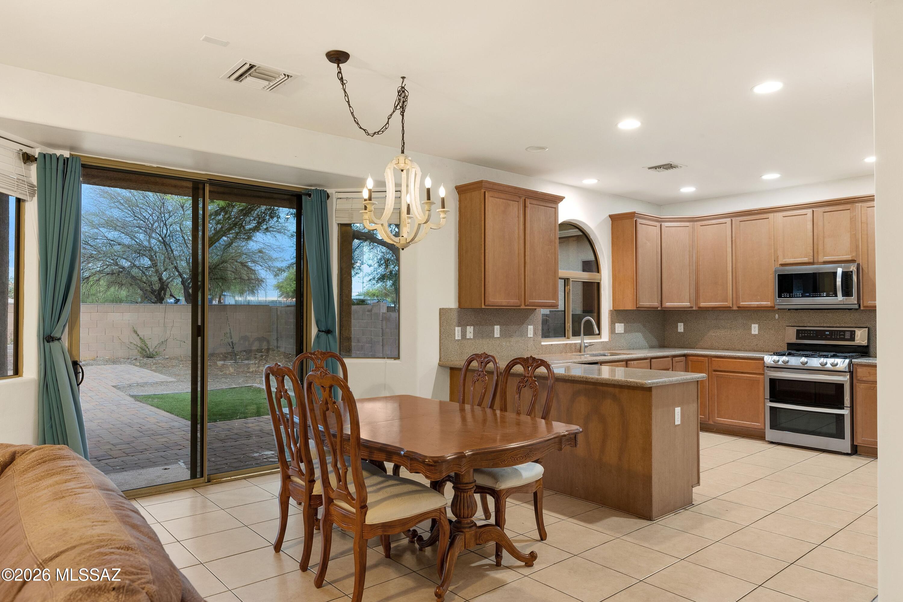 Rancho Del Lago (1-100) - Residential