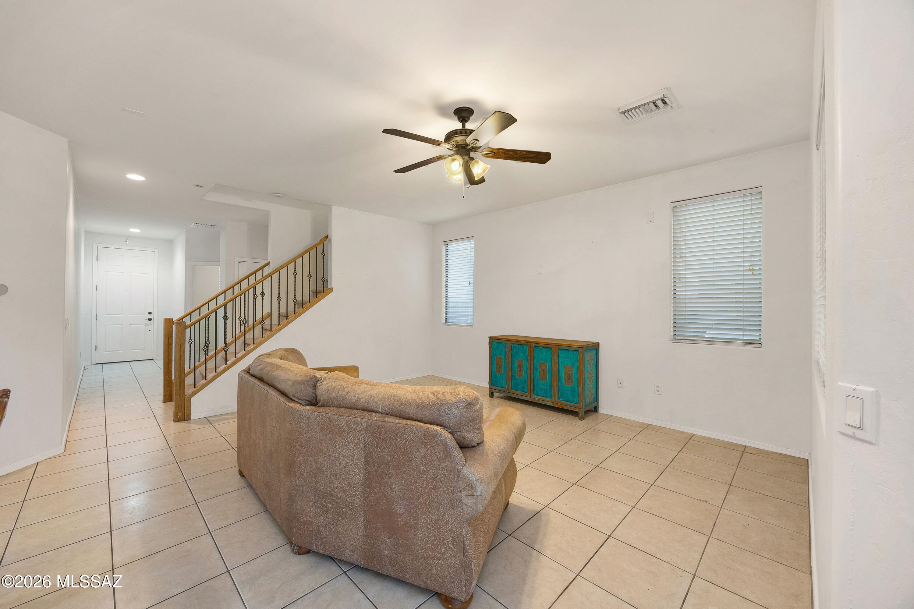 Rancho Del Lago (1-100) - Residential