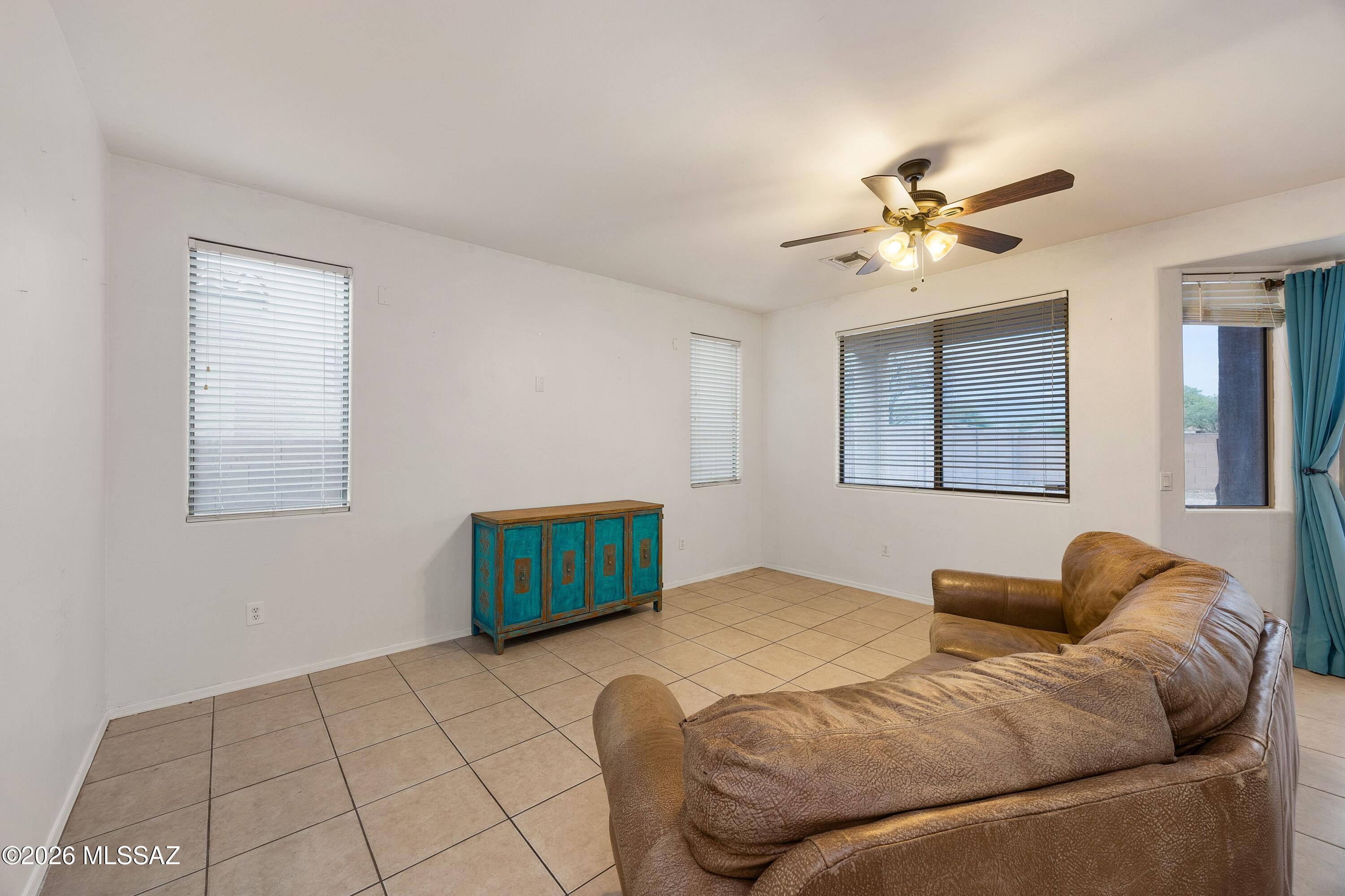 Rancho Del Lago (1-100) - Residential