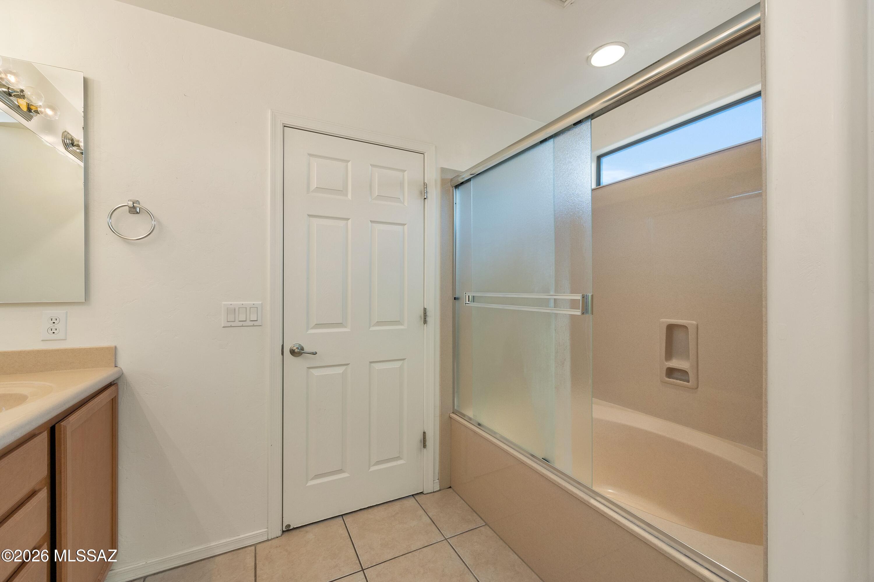 Rancho Del Lago (1-100) - Residential