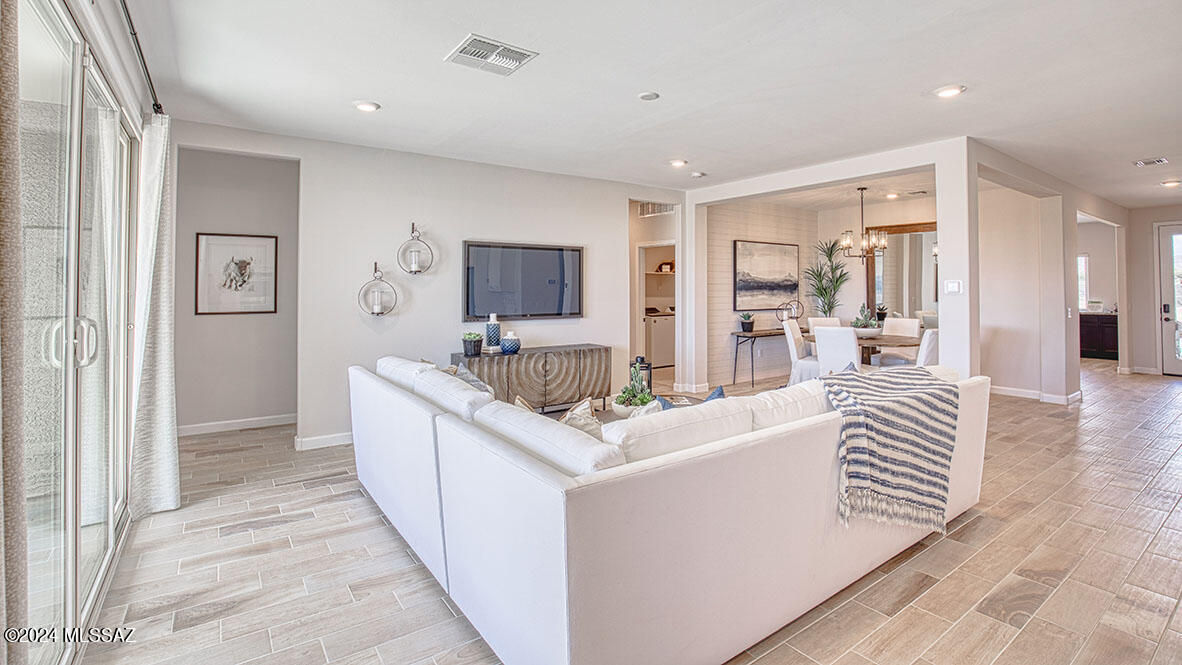 Saguaro Bloom 7A - Residential