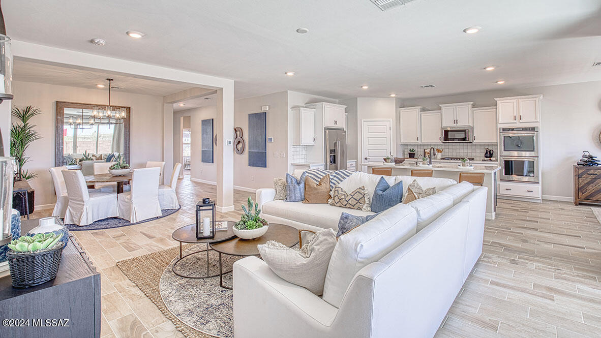 Saguaro Bloom 7A - Residential