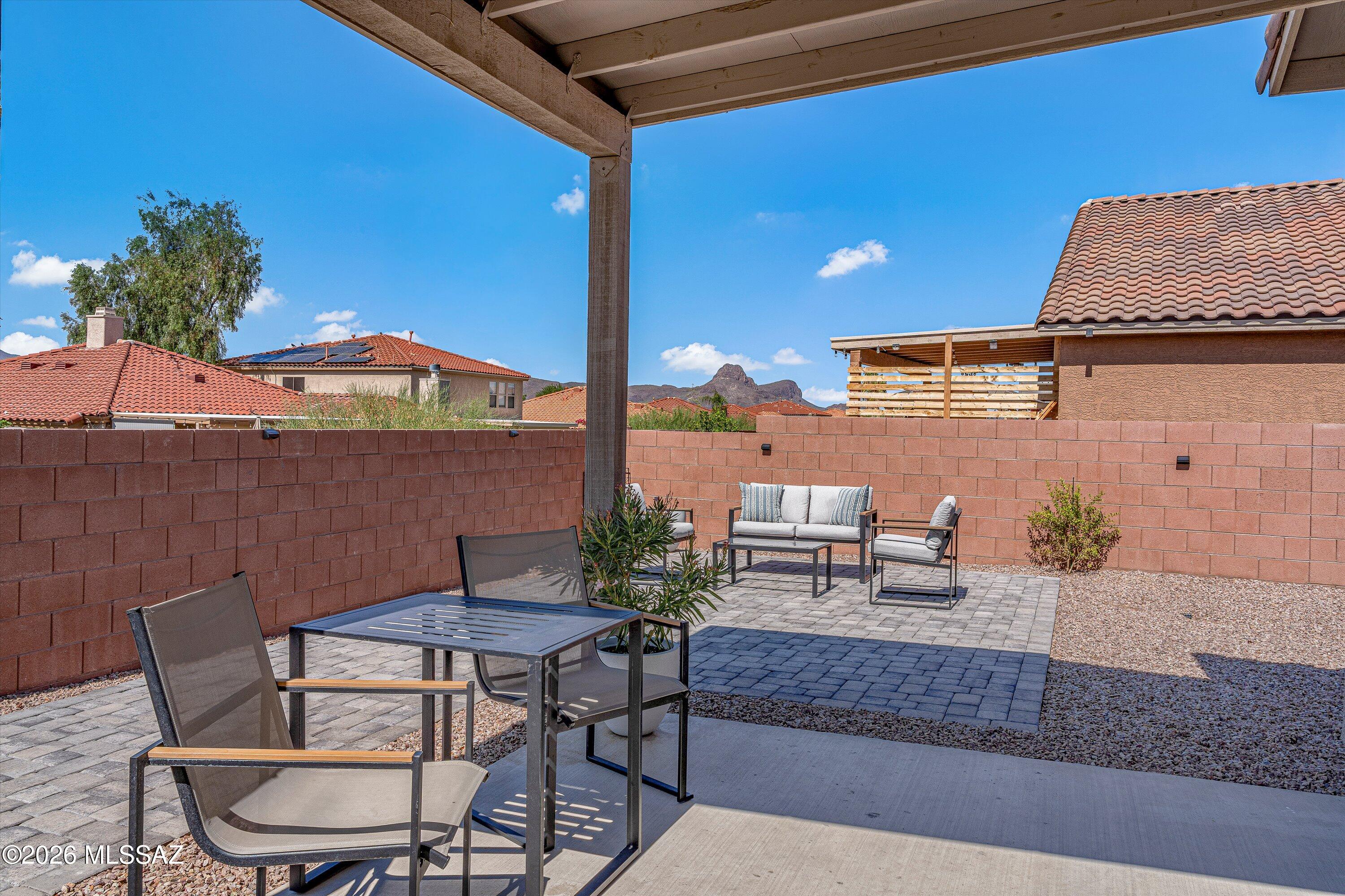 De Anza - Residential