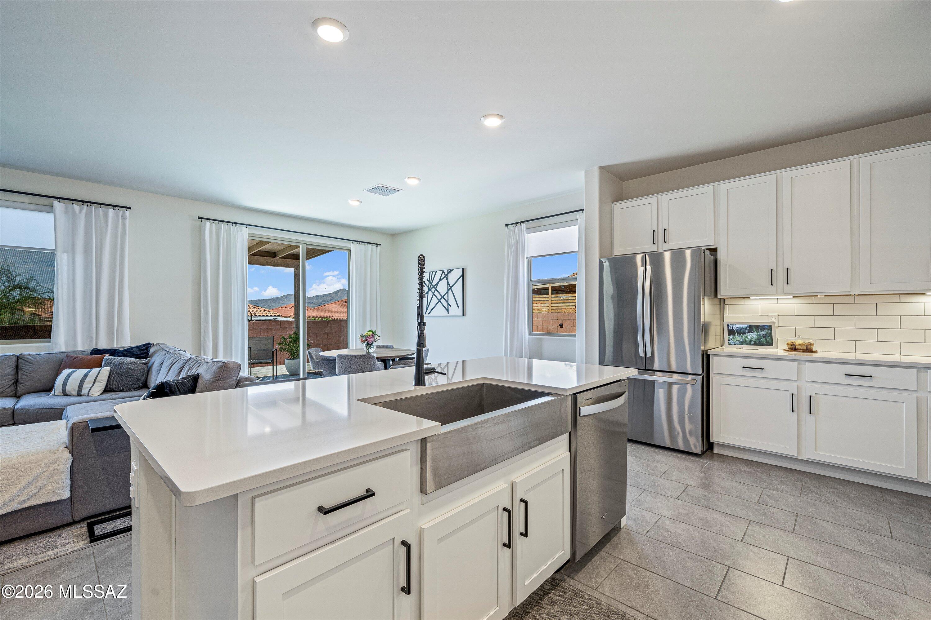 De Anza - Residential