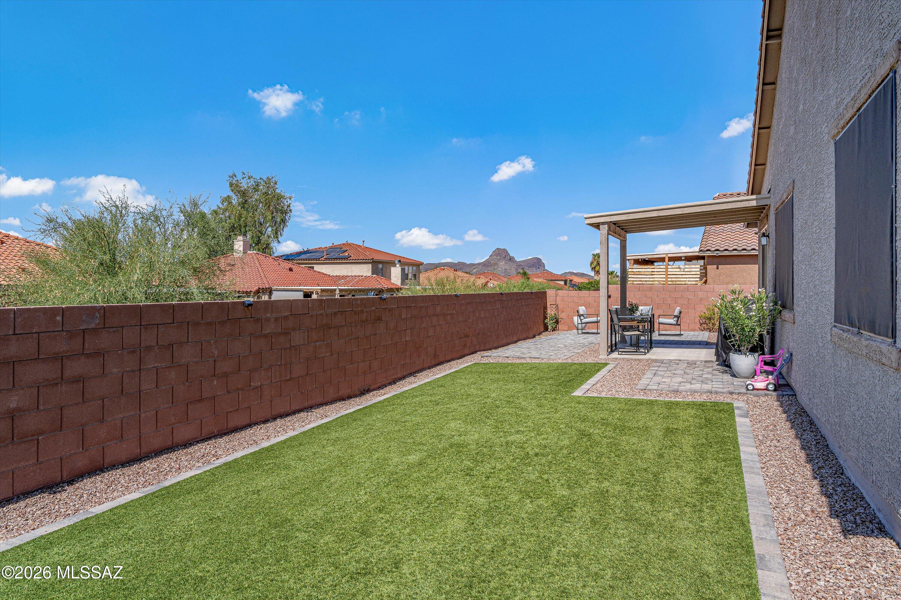 De Anza - Residential