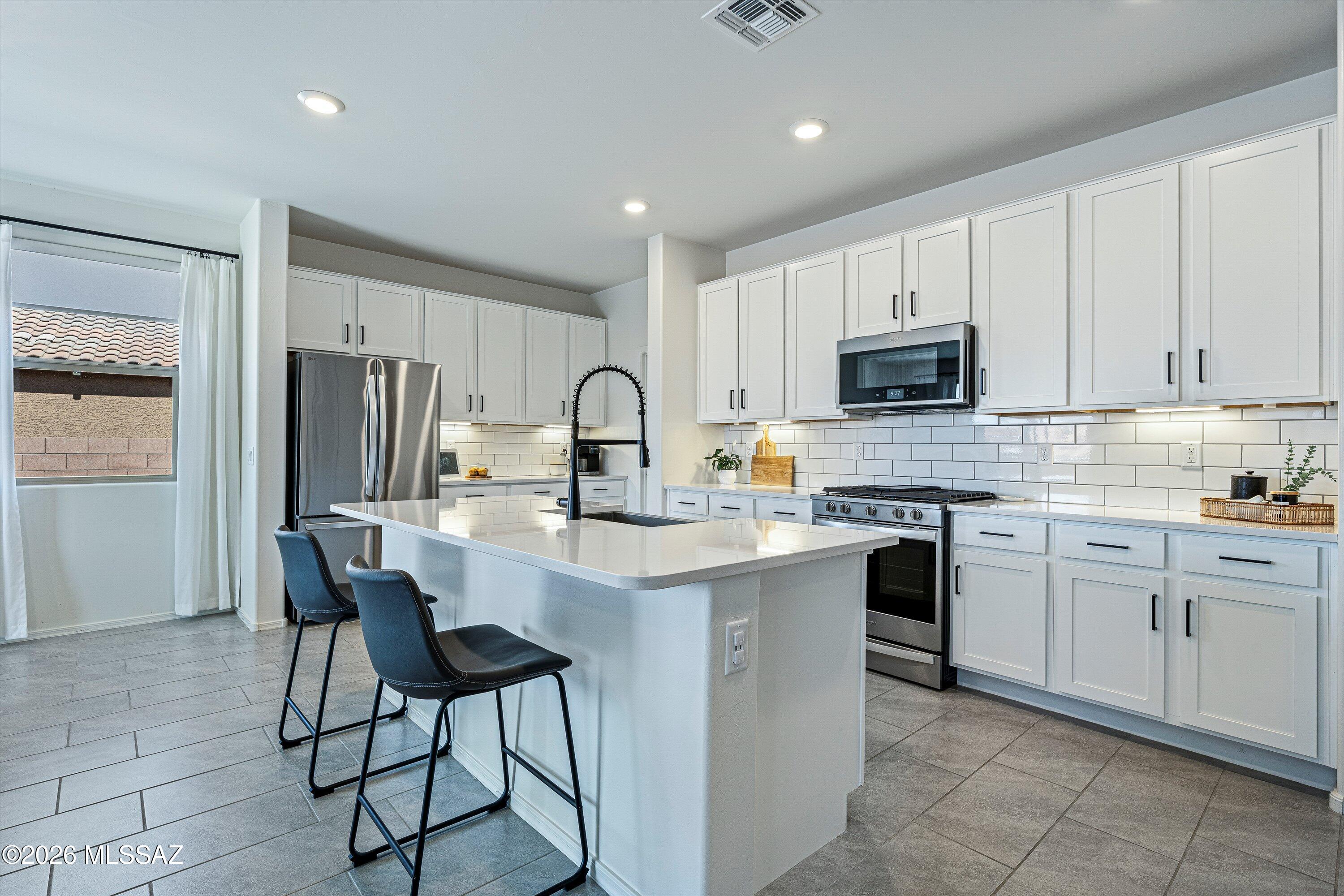 De Anza - Residential