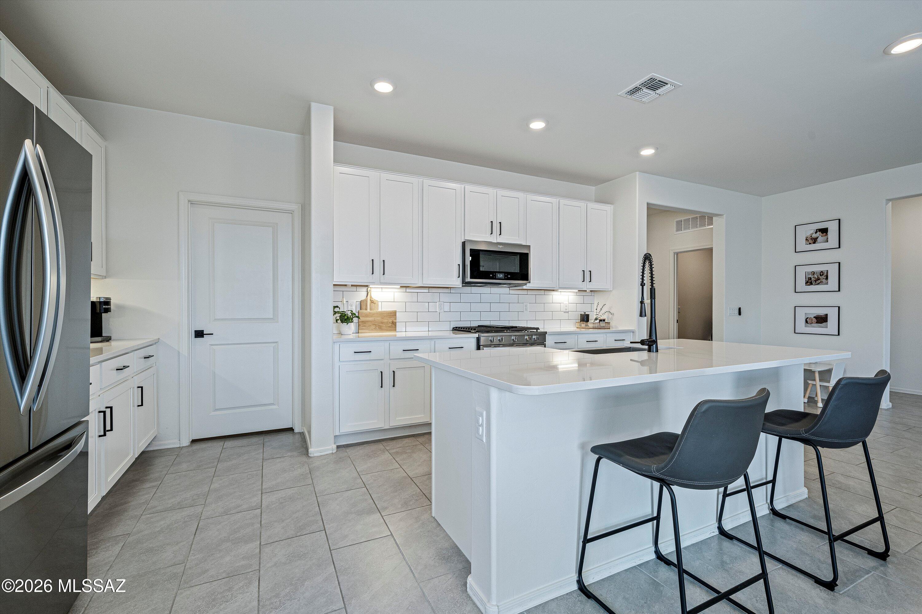 De Anza - Residential