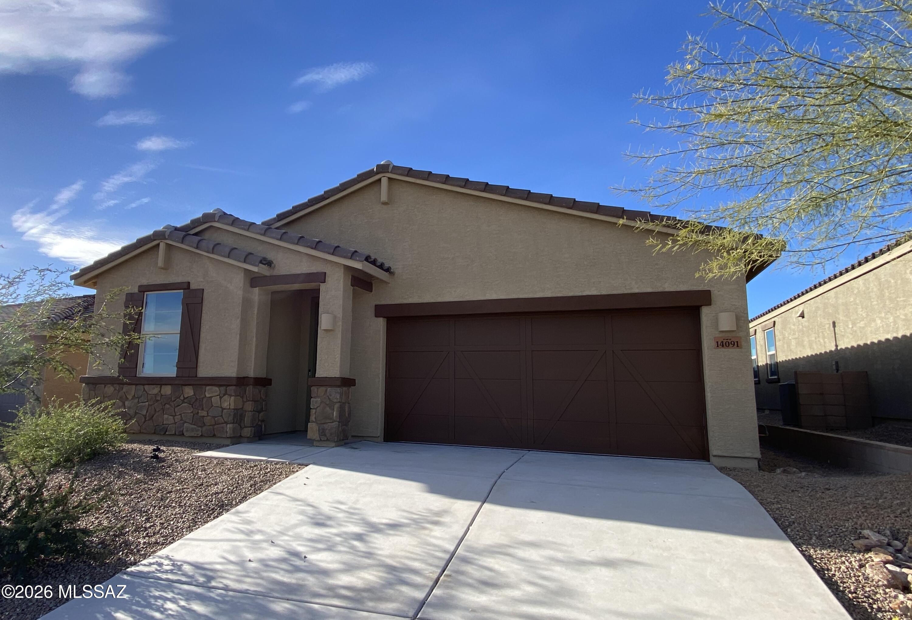 Rancho Del Lago (101-206) - Residential Lease