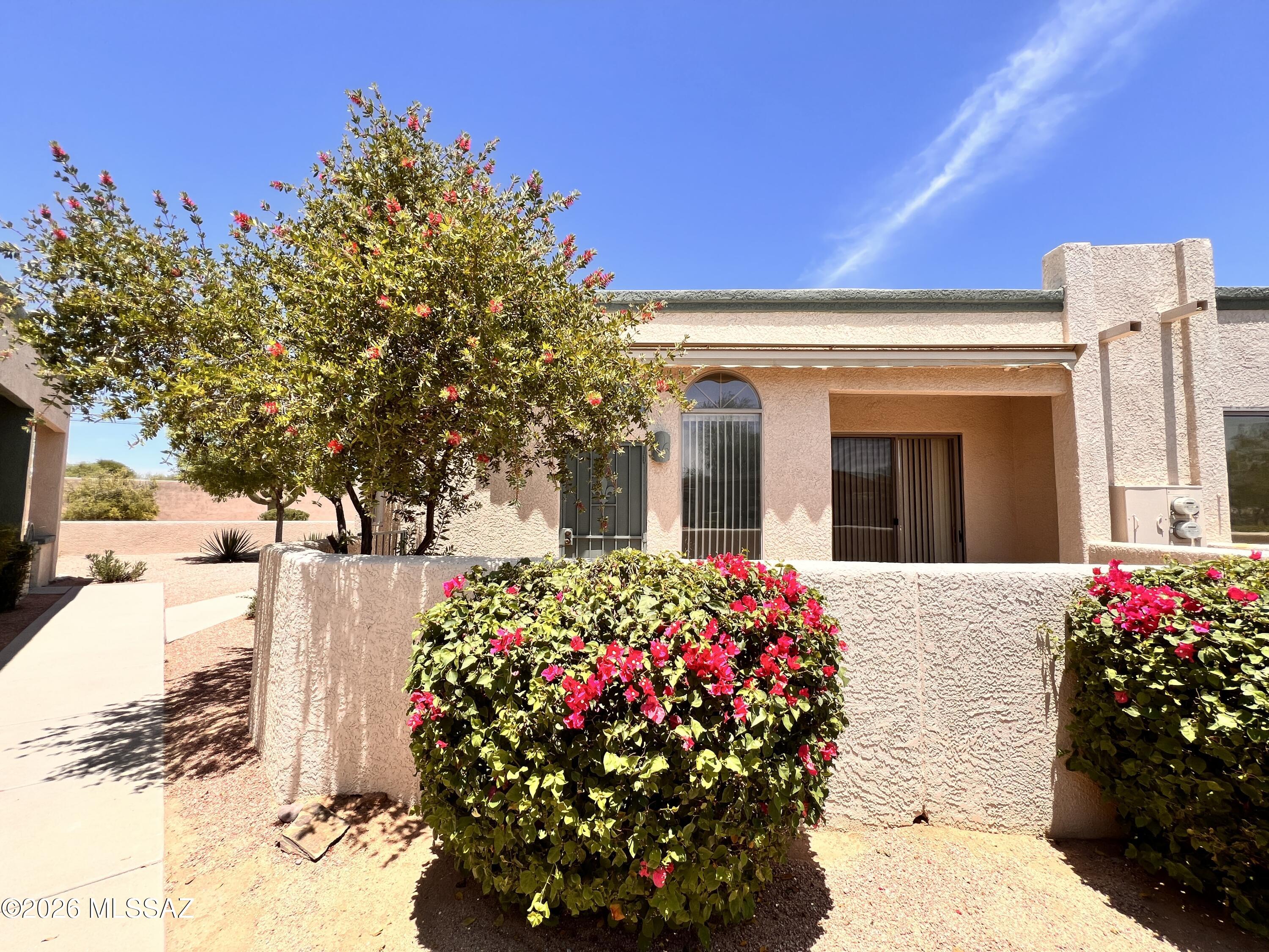 Mona Lisa Village (1-100) - Residential Lease