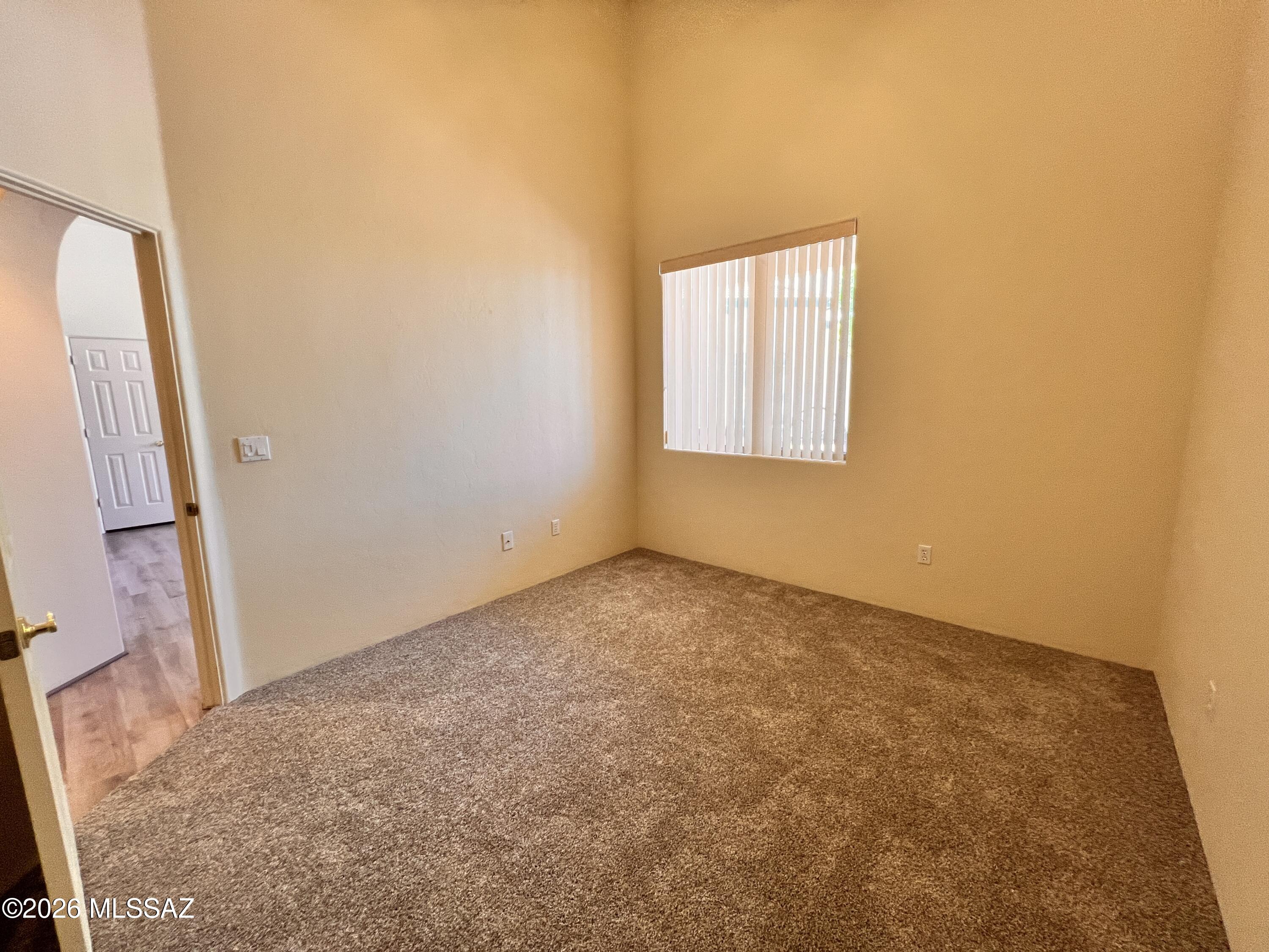 Mona Lisa Village (1-100) - Residential Lease