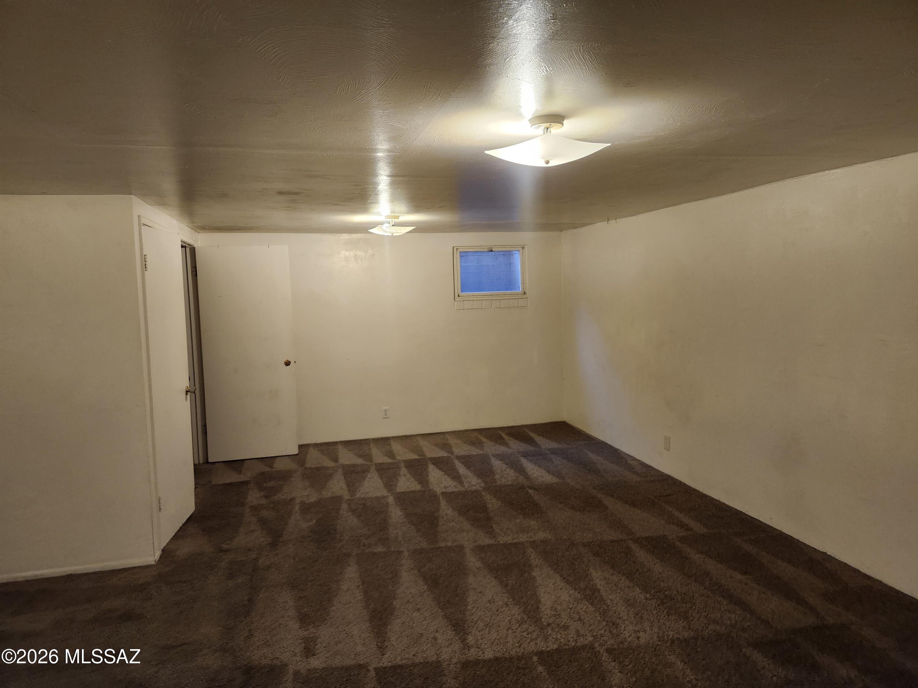 Rolling Hills Towne House - Residential Lease