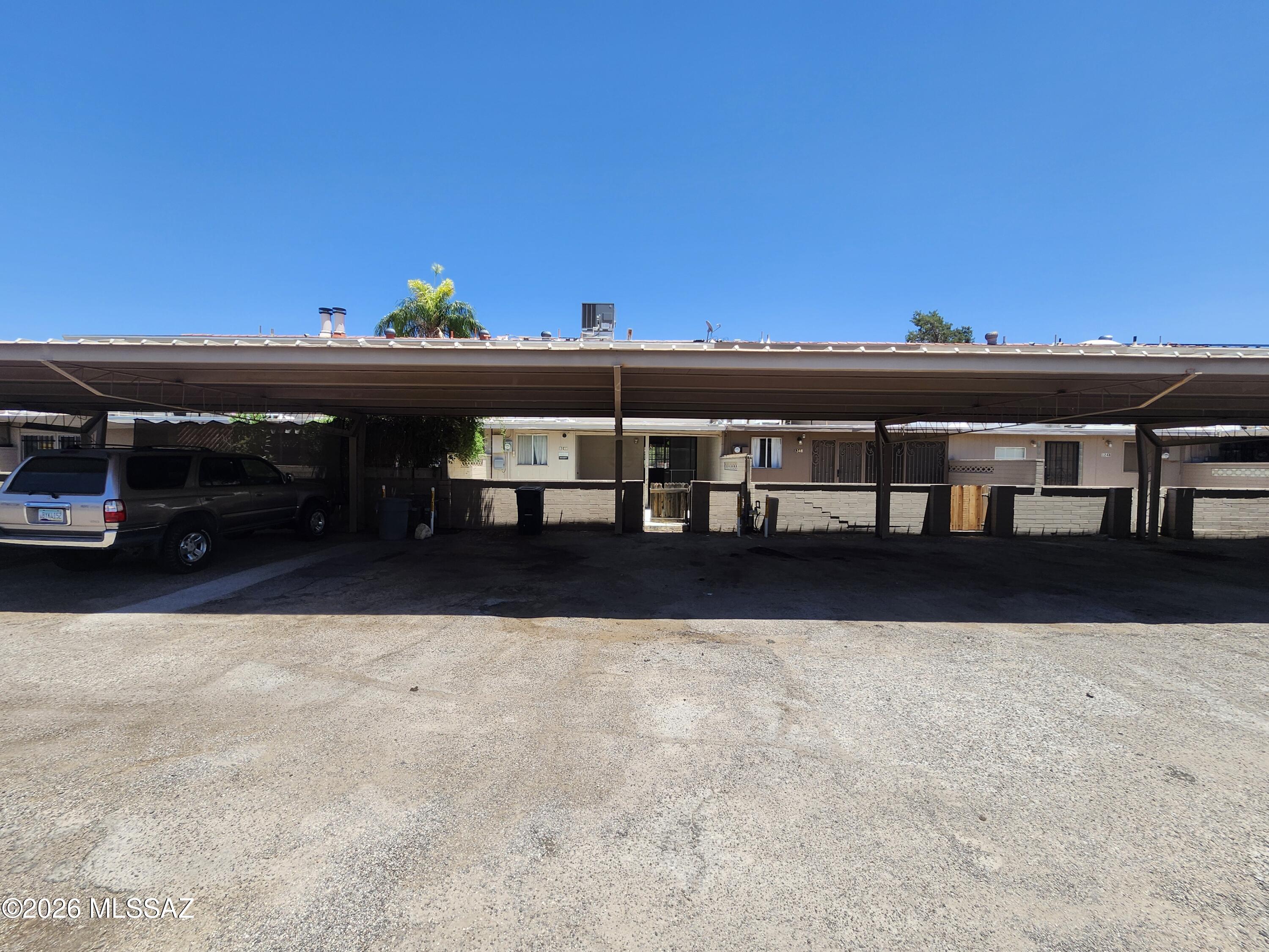 Rolling Hills Towne House - Residential Lease