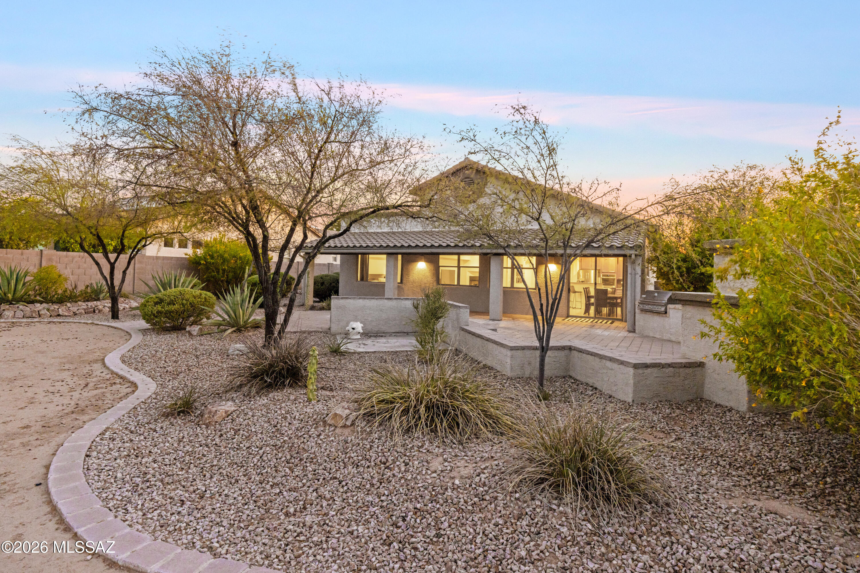 Continental Reserve Blk. 16B (1-86) - Residential