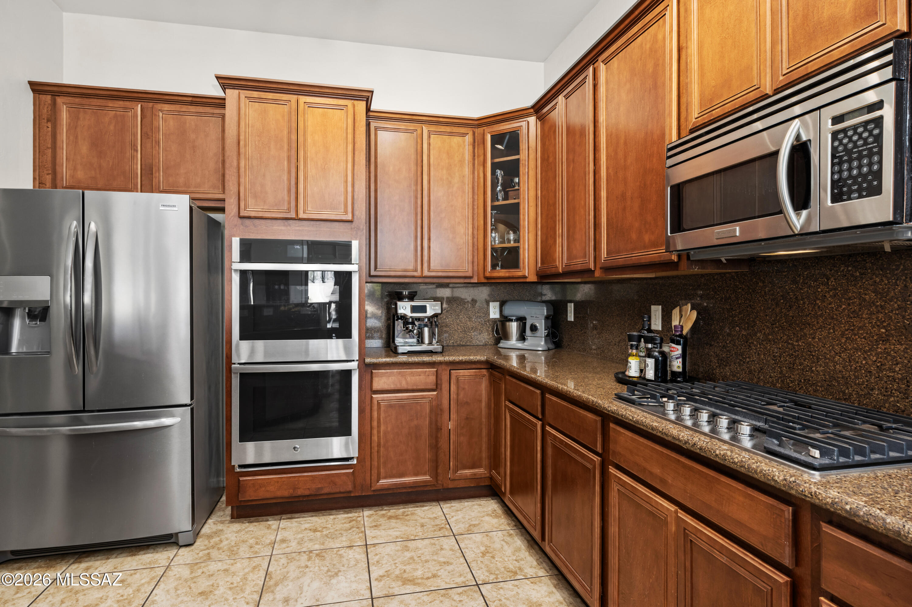 Continental Reserve Blk. 16B (1-86) - Residential