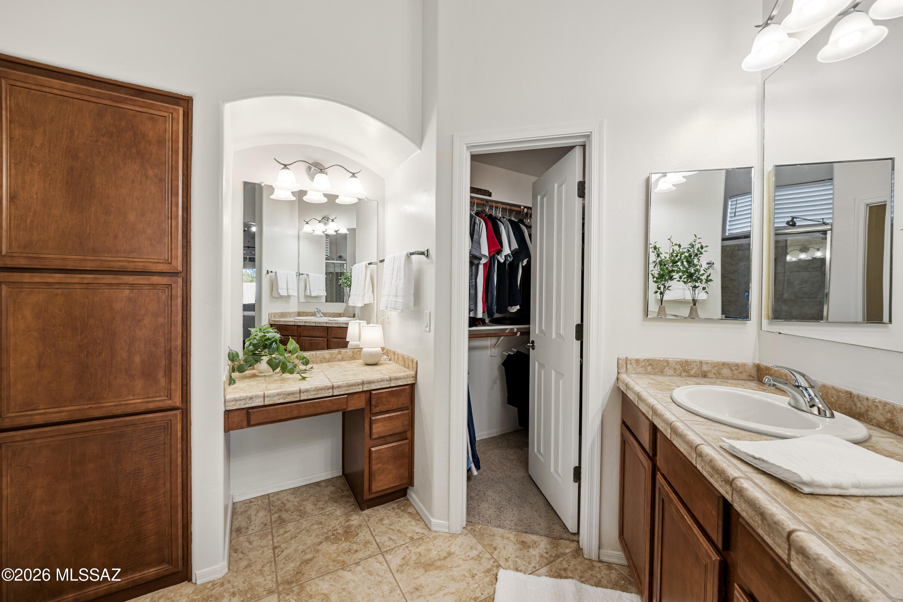 Continental Reserve Blk. 16B (1-86) - Residential