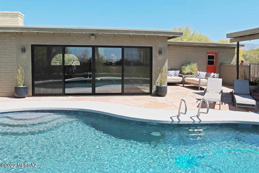 Sabino Vista West (1-83) - Residential Lease